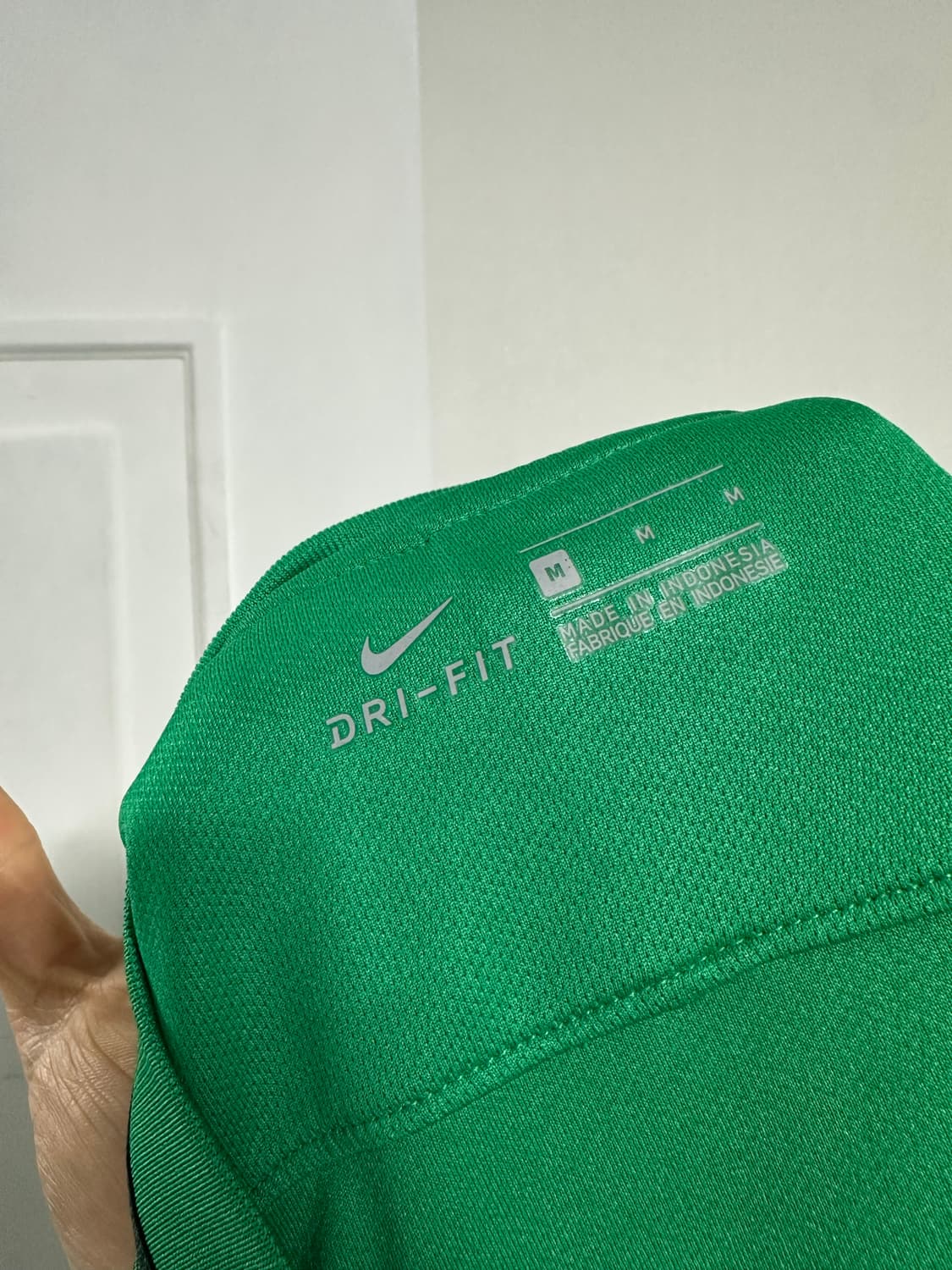 나이키 16-17 바르셀로나 골키퍼 유니폼 상품이미지3