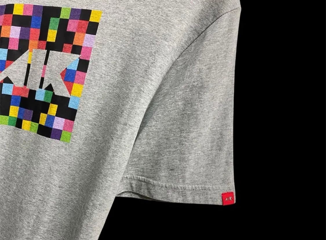 NIKE 픽셀 아트 AIR 그래픽 러닝 티셔츠 M 상품이미지2