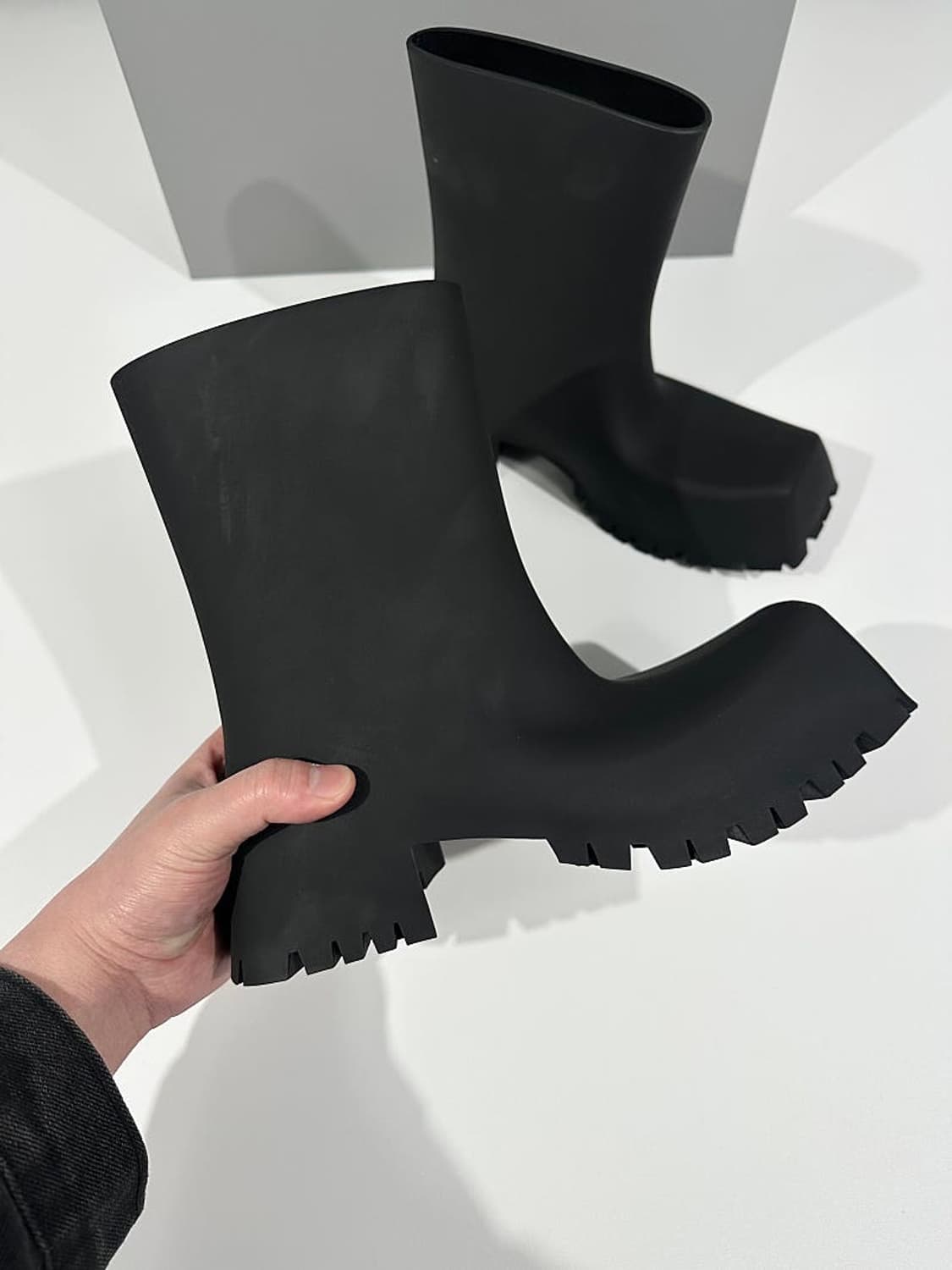 (정품/새상품) 발렌시아가 여성 블랙 트루퍼 러버 부츠 상품이미지3