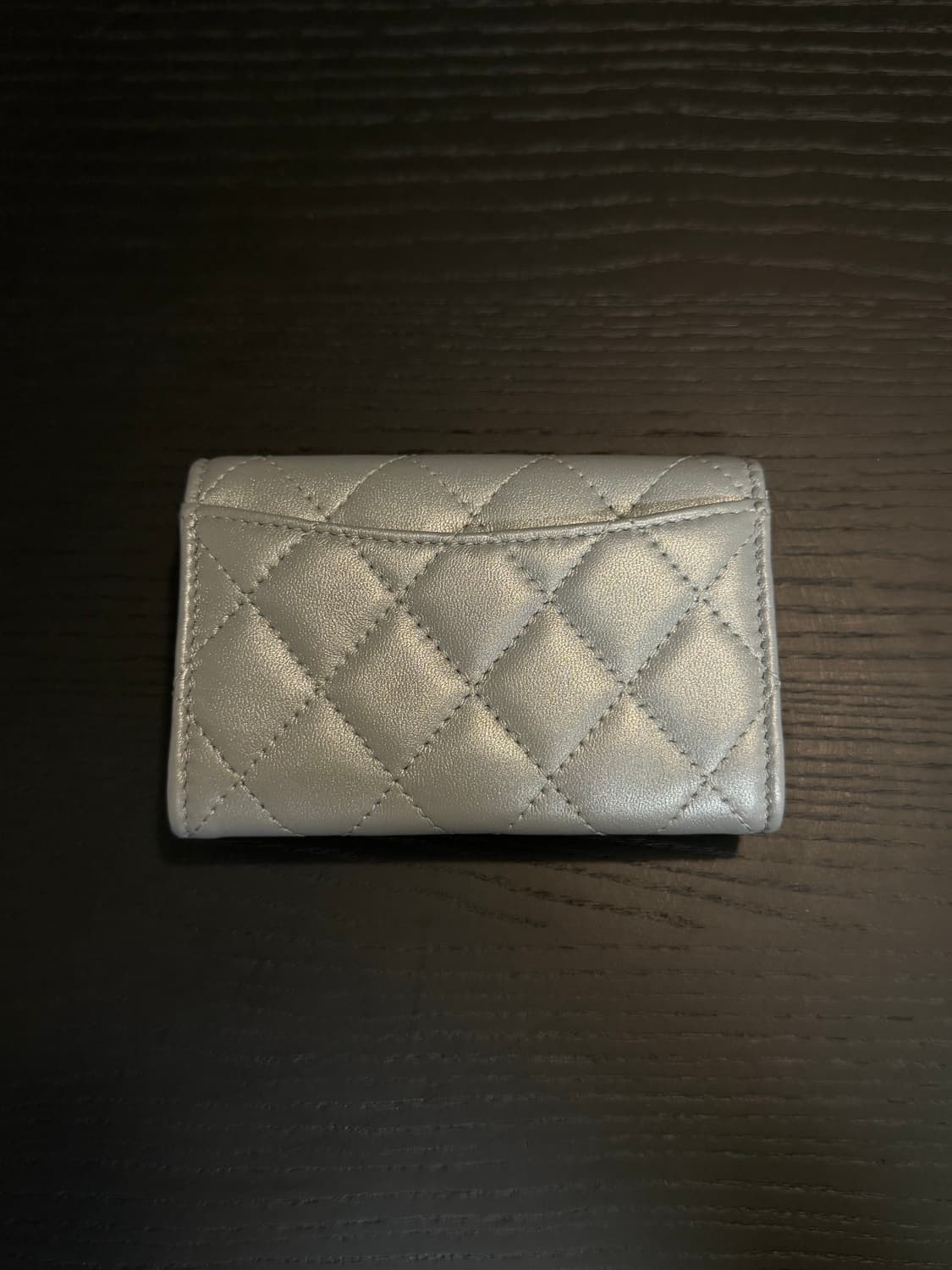 샤넬 클래식 카드지갑 실버 상품이미지3