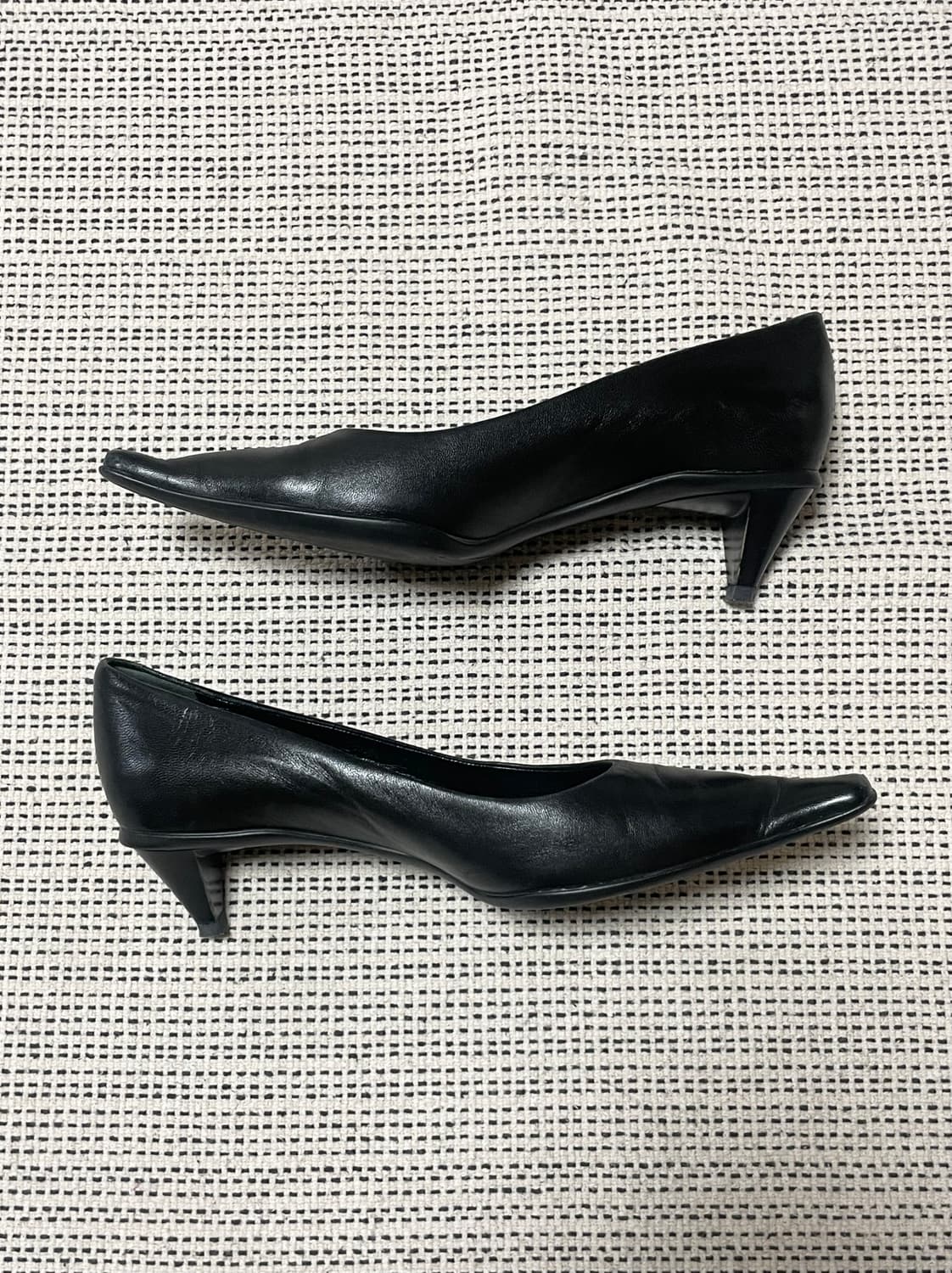 Prada stiletto kitten hill 37 size 상품이미지2