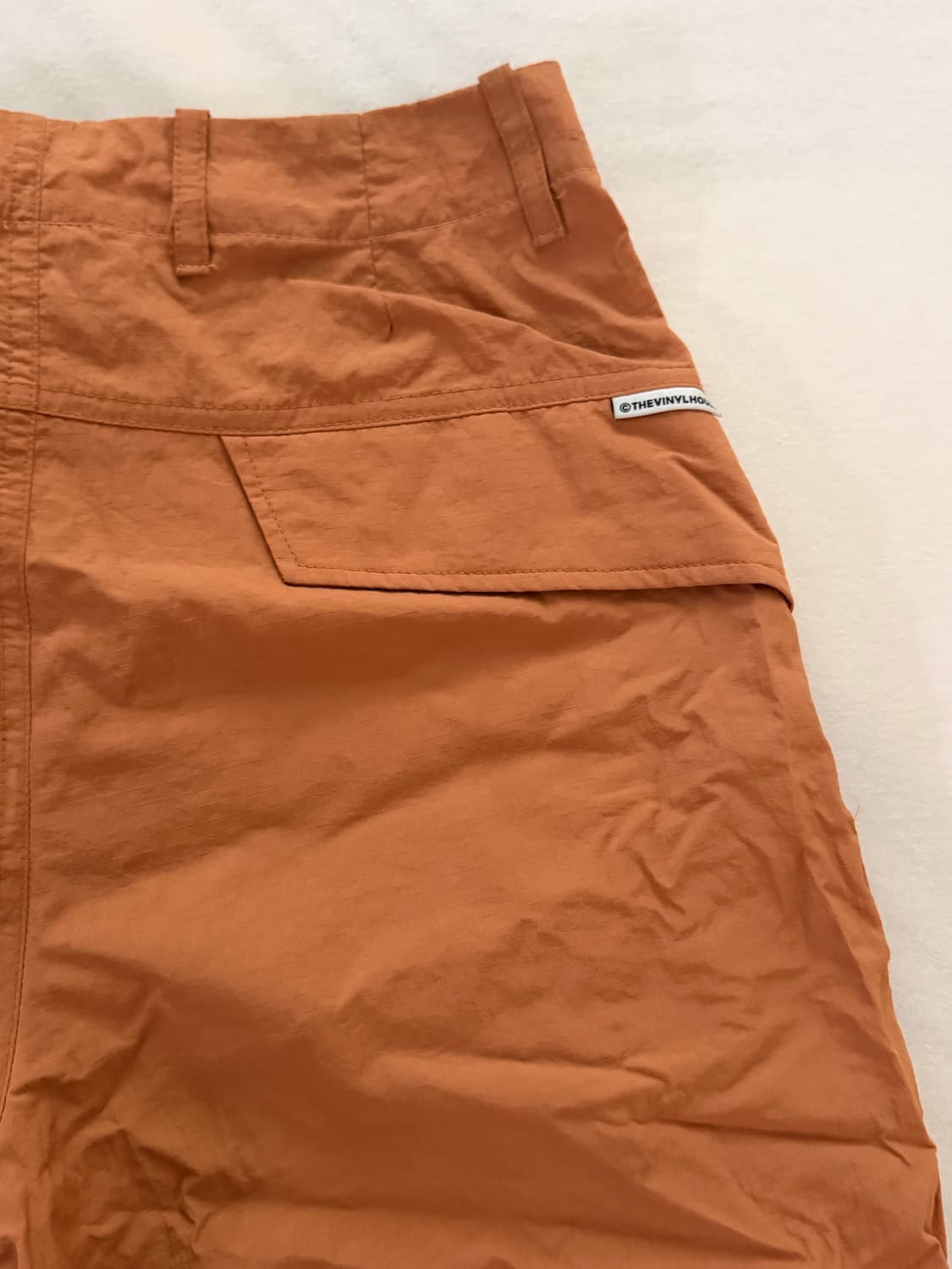 the vinylhouse 나일론 로우리이즈 카고 팬츠 상품이미지4