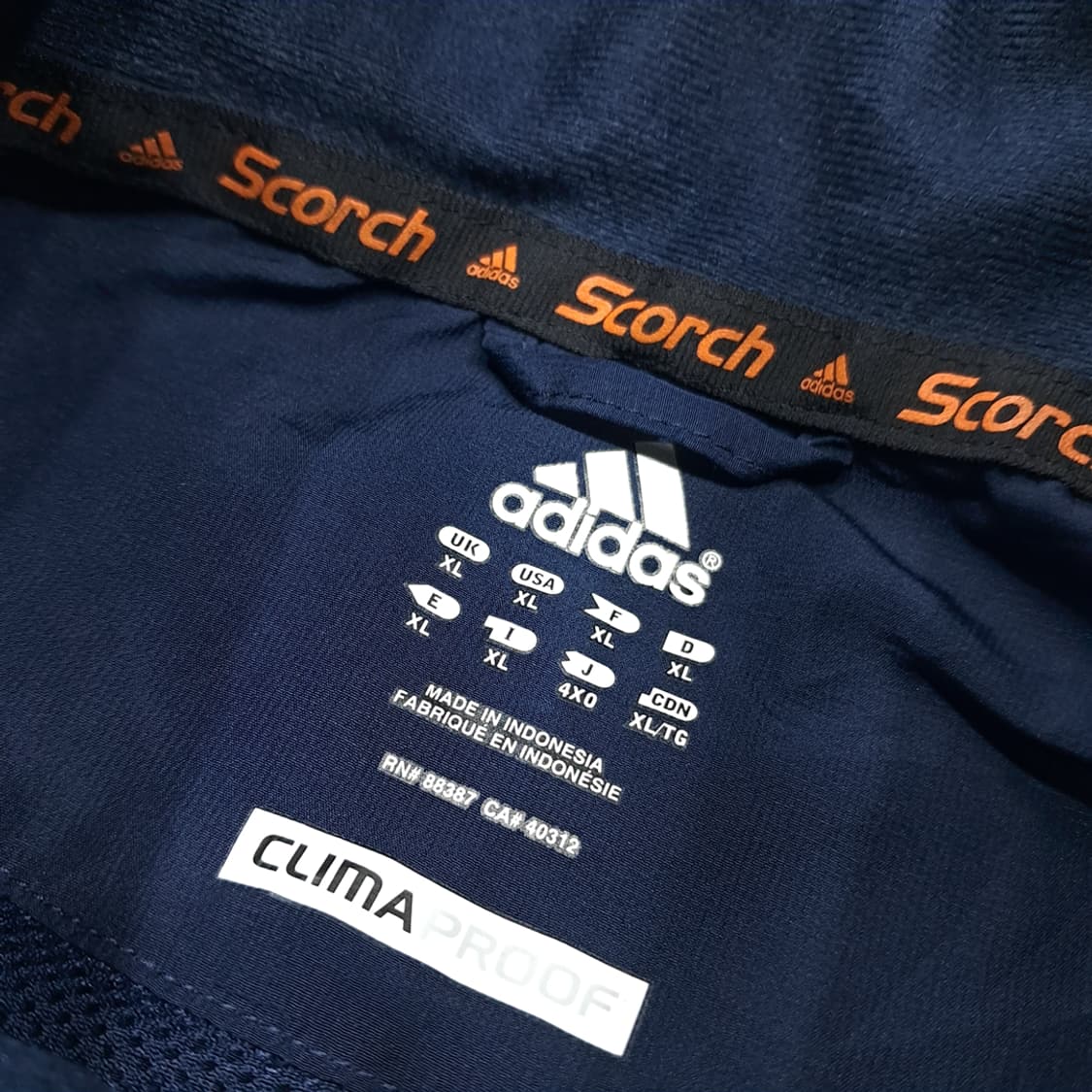 CK144 XL 아디다스 00s Scorch 네이비&화이트 바람막이 자 상품이미지4