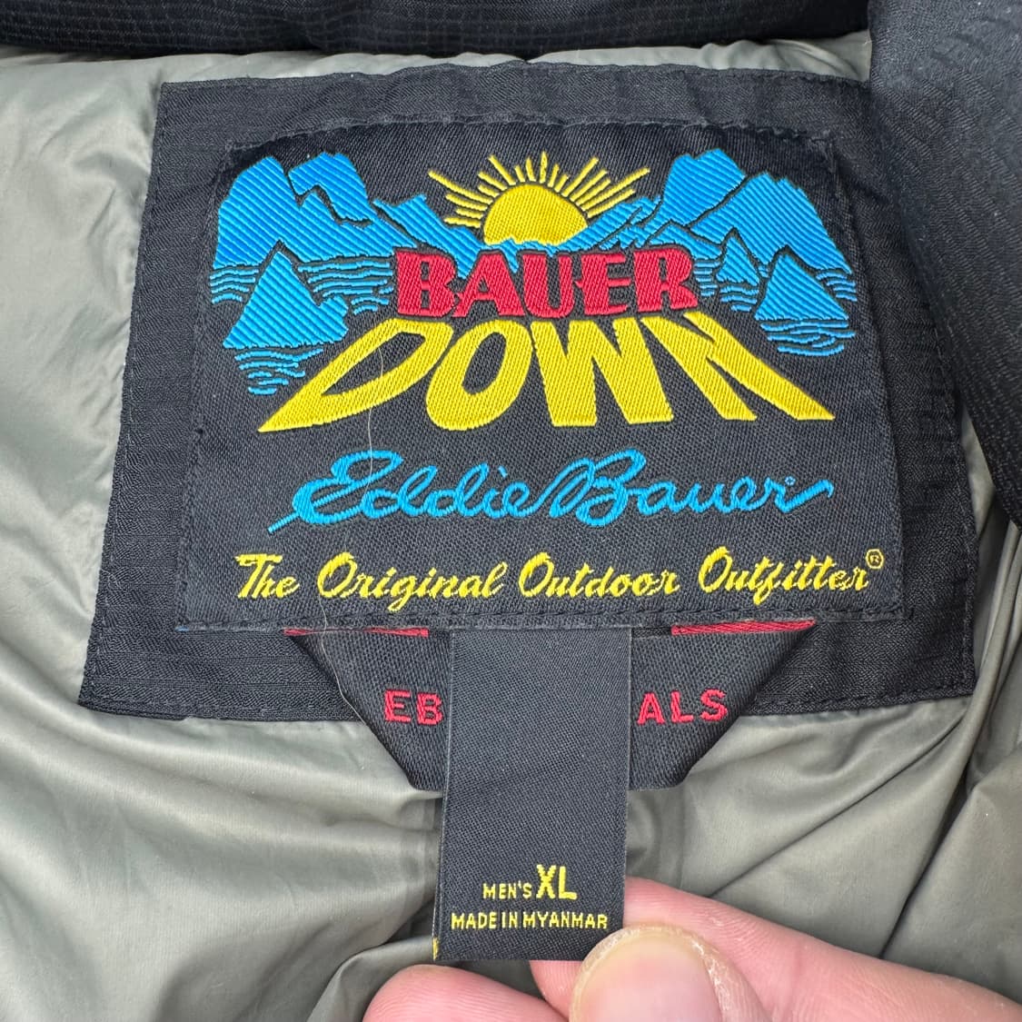 에디바우어 패딩  상품이미지4