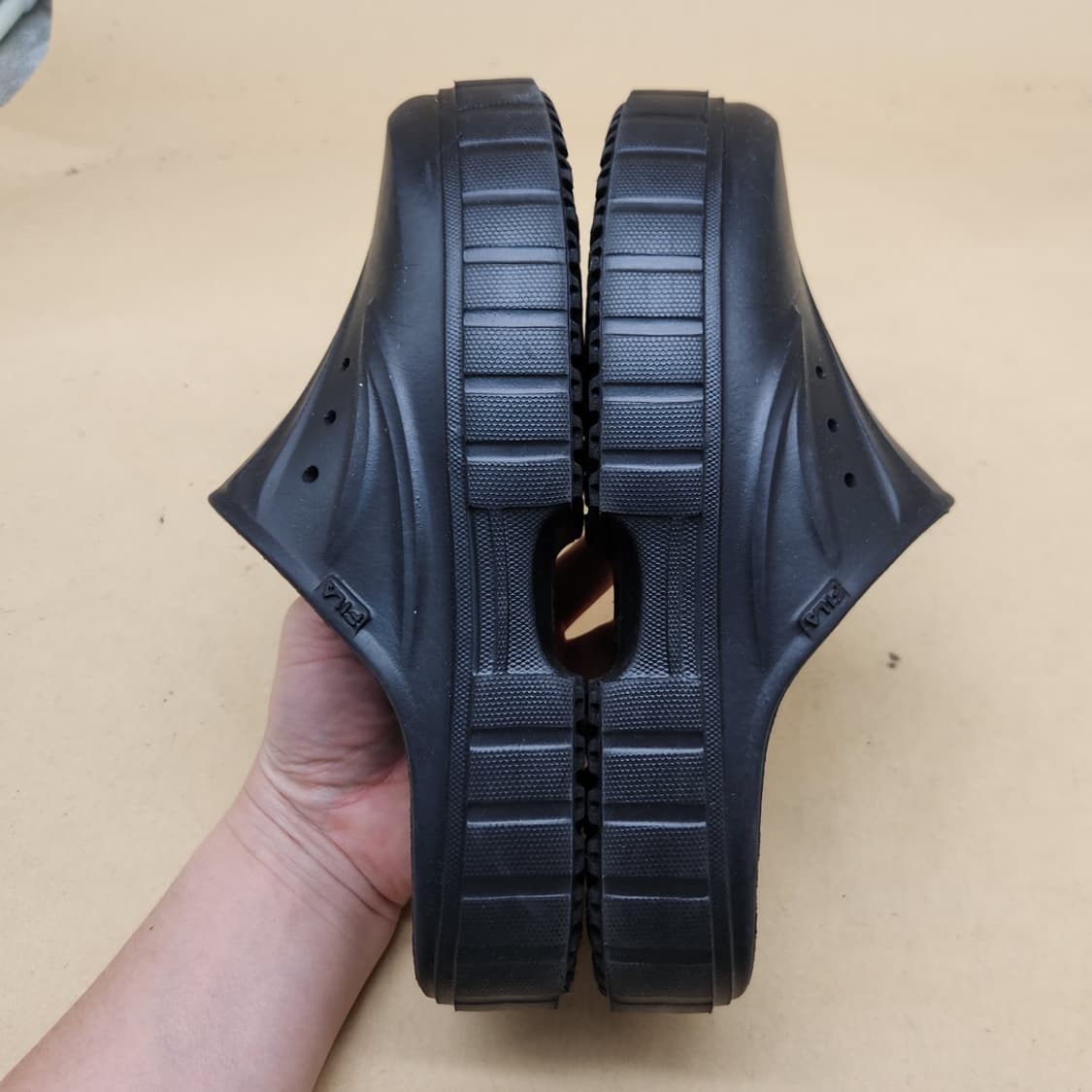 휠라 샌드블라스트 슬리퍼 230 상품이미지5