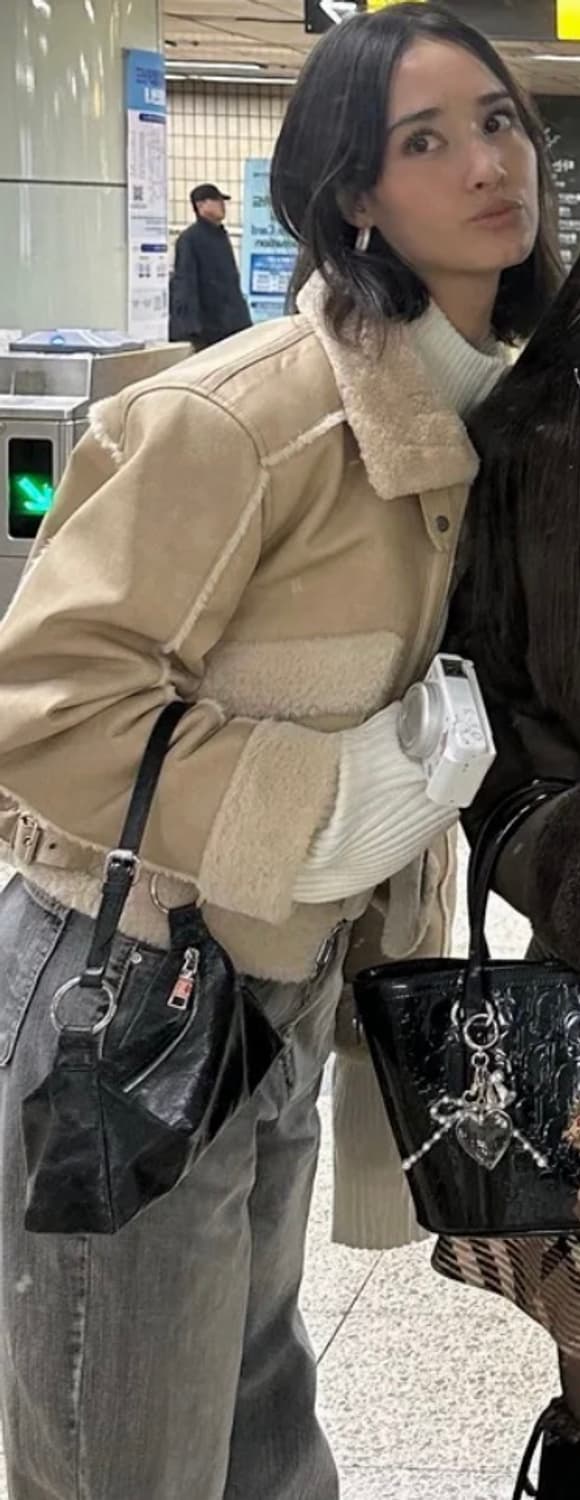 애프터아워즈 무스탕 새상품 상품이미지4