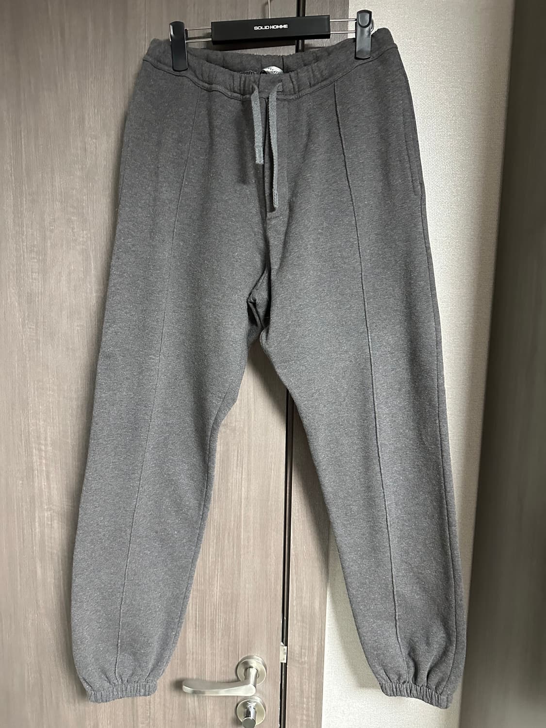 디올 남성 다크 그레이 스웻팬츠 M 상품이미지1