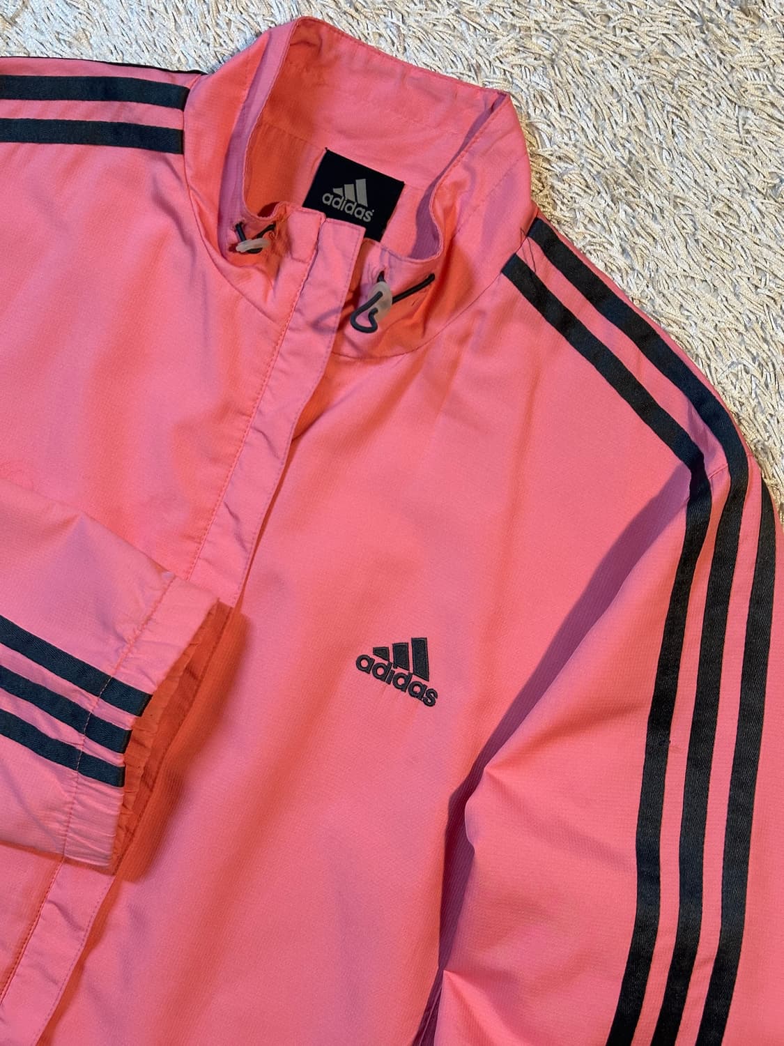 아디다스 ADIDAS 올드스쿨 삼각로고 바람막이 자켓 핑크 상품이미지2