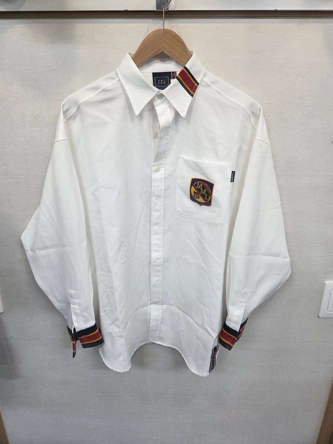 로맨틱크라운 스트라이프 커프스 셔츠긴팔 s 오버핏  상품이미지1