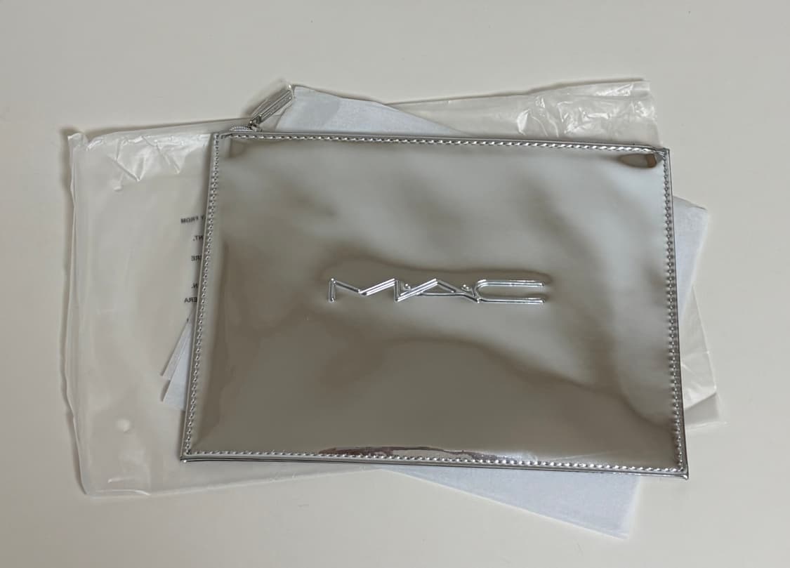 새상품) 맥 실버 유광 화장품 파우치  상품이미지1