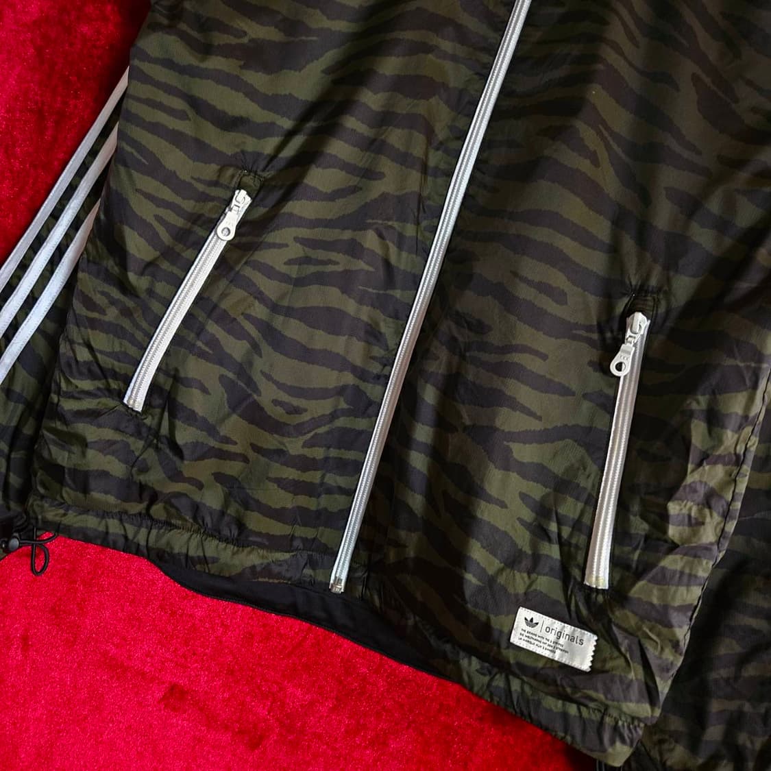 아디다스(Adidas) 지브라 카키 삼선 리버시블 양면 자켓
 상품이미지5