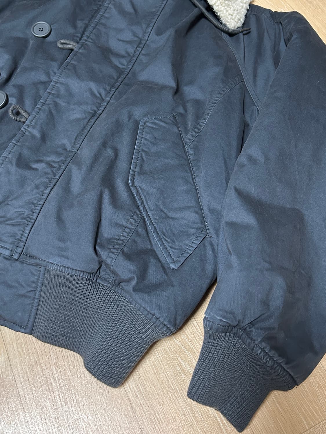 코드그라피 N2B 숏패딩 차콜 M 상품이미지6