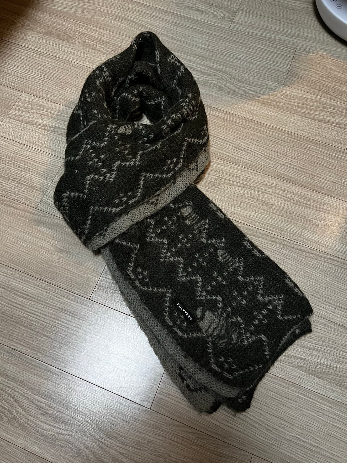[OS] 폴리테루 에스닉 패턴 머플러 노르딕 올리브 상품이미지1