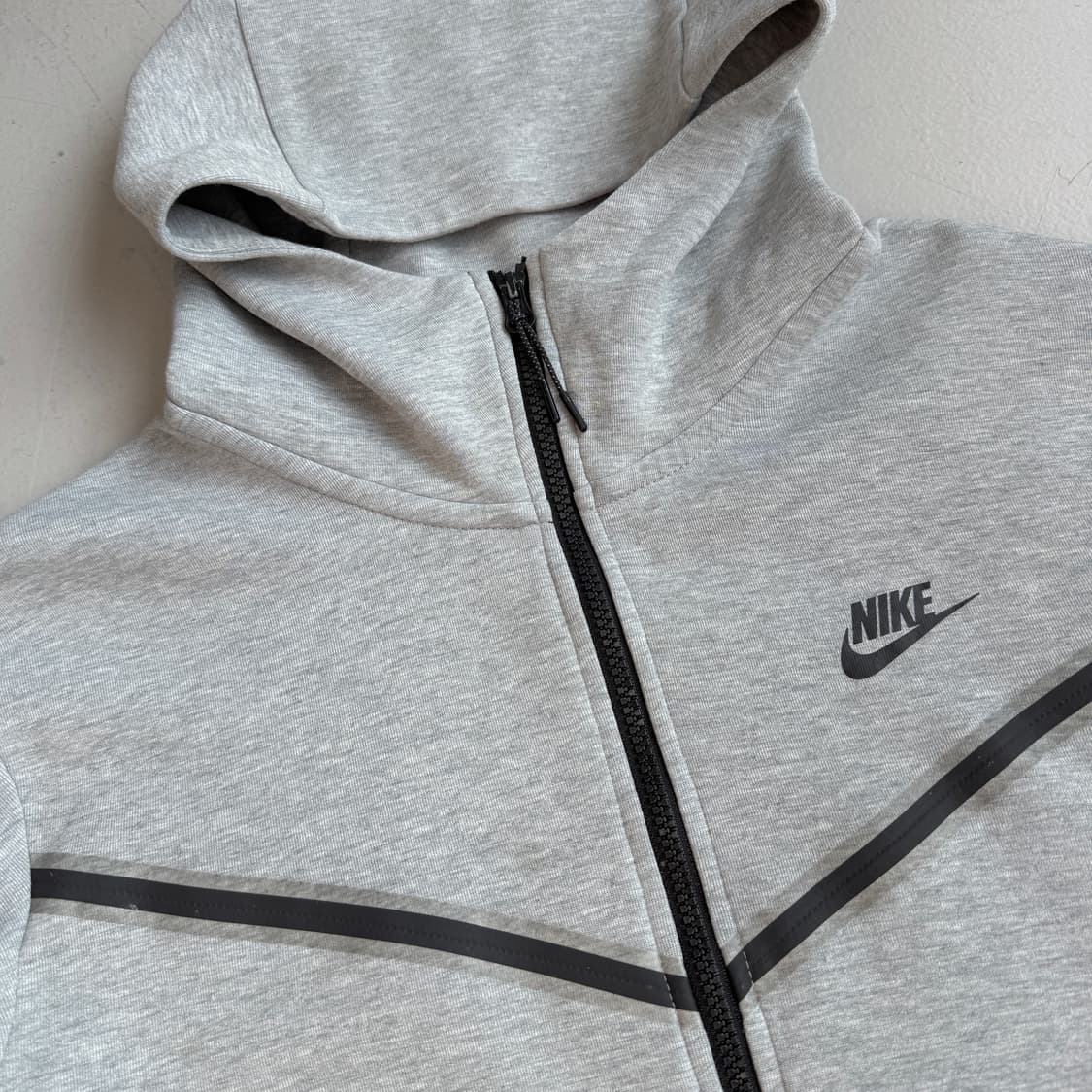 나이키 신형 센트럴씨 UK드릴 테크팩 테크플리스 후드집업 그레이 상품이미지3