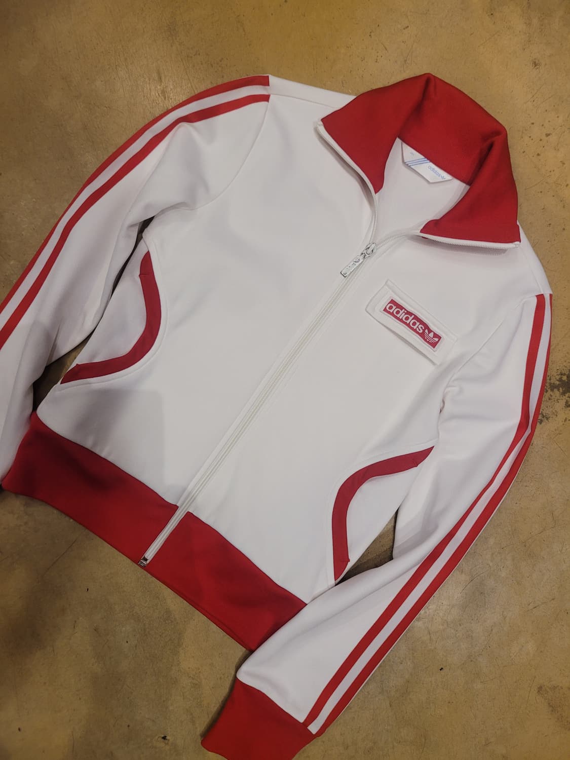 아디다스 파이어버드 흰빨 화이트 져지 트랙탑 도쿄 올드스쿨 대장급 여자 상품이미지1