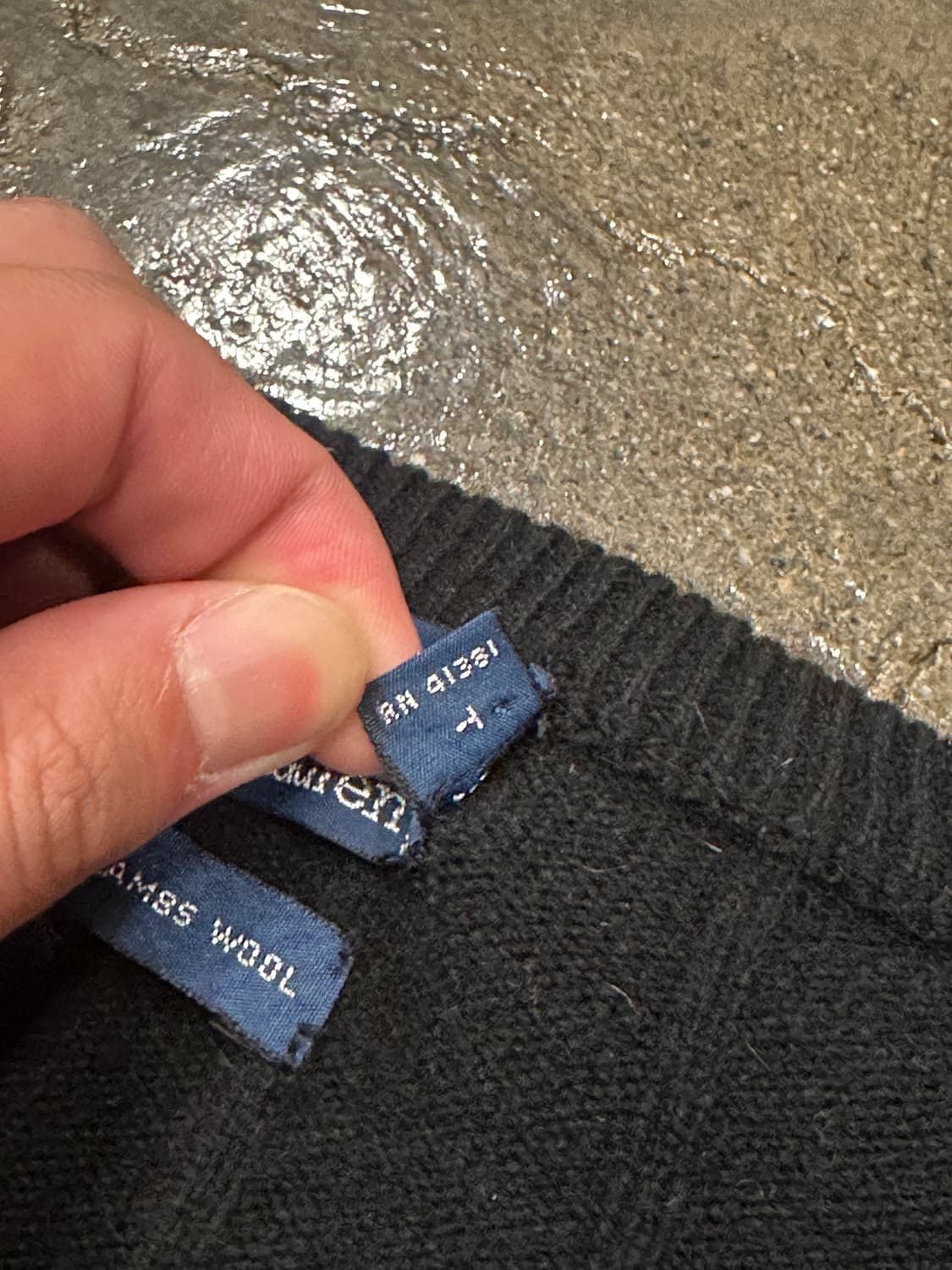 폴로 블랙 브이넥 니트 XL 상품이미지5