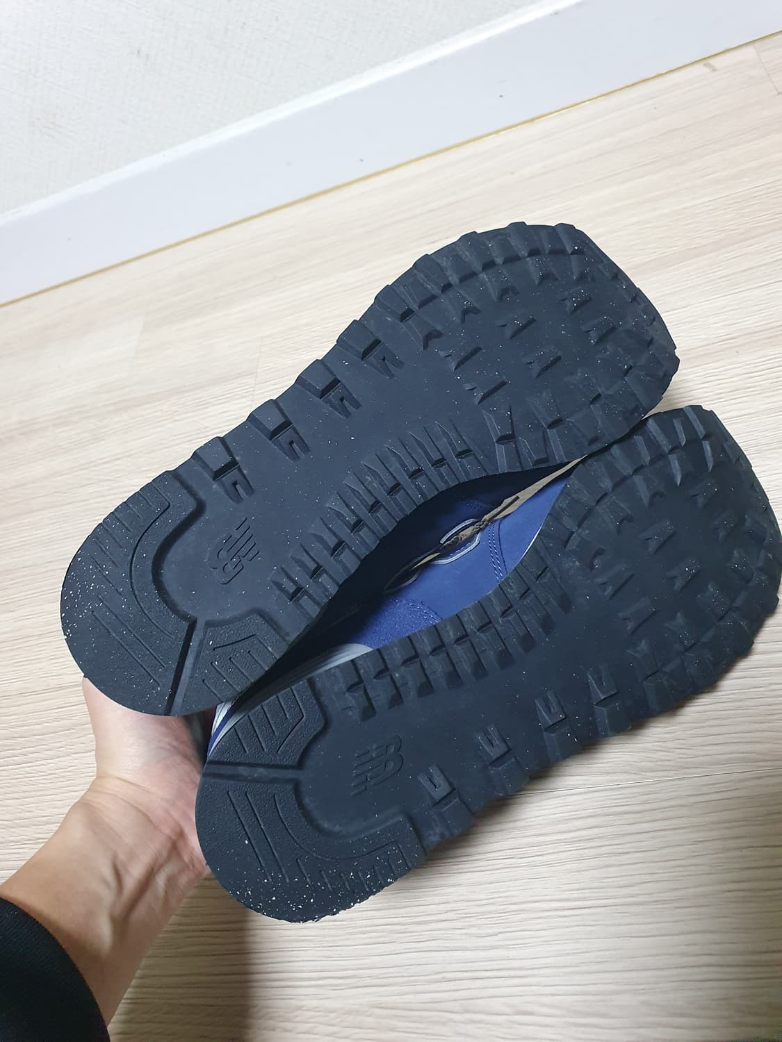 뉴발란스 574 네이비 운동화 275 상품이미지8