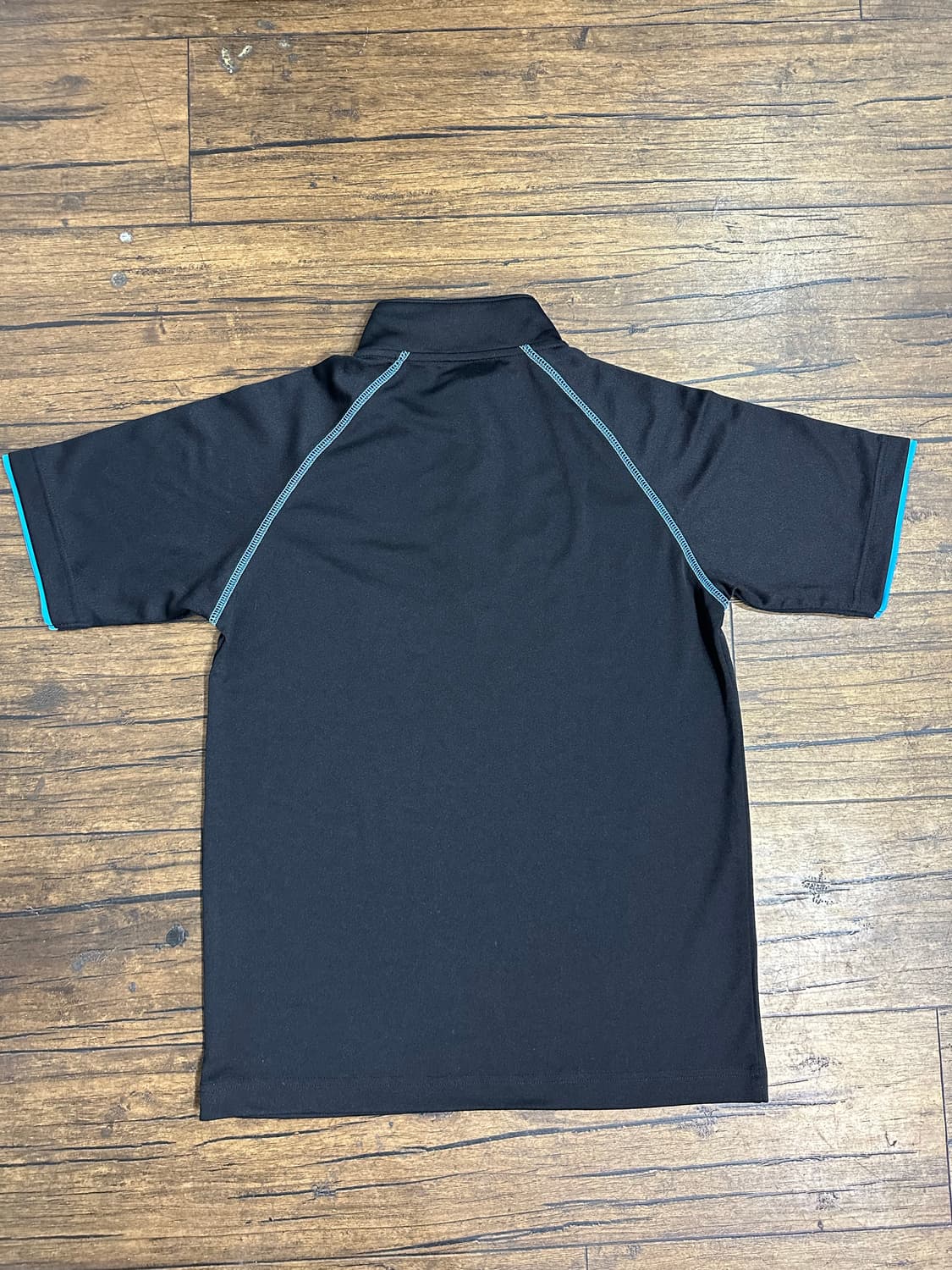 뉴발란스 남성 반팔 티셔츠 M 새제품 올드스쿨패턴 상품이미지3