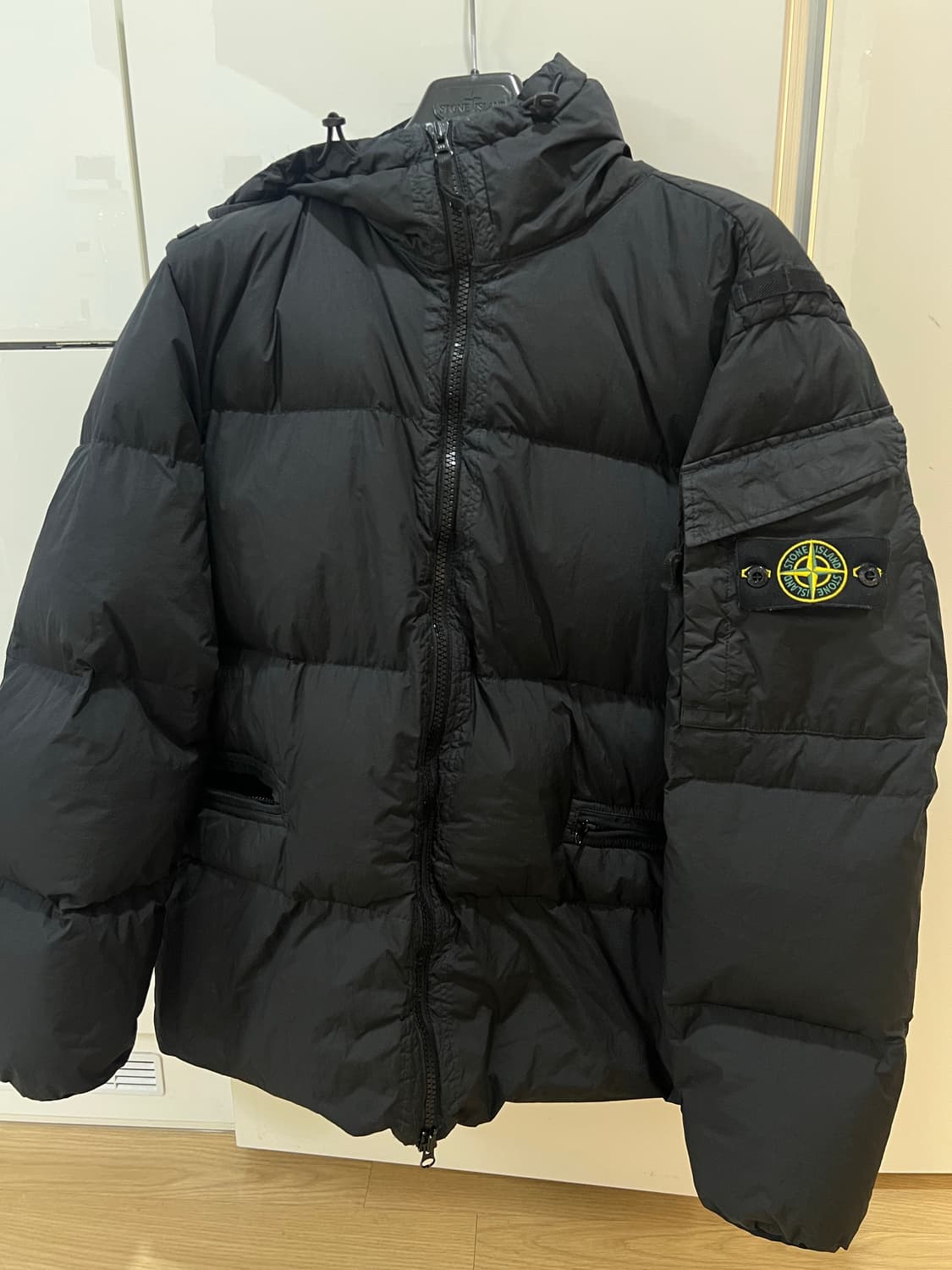 23fw 스톤아일랜드 크링클랩스 패딩 xl (새상품급) 상품이미지1