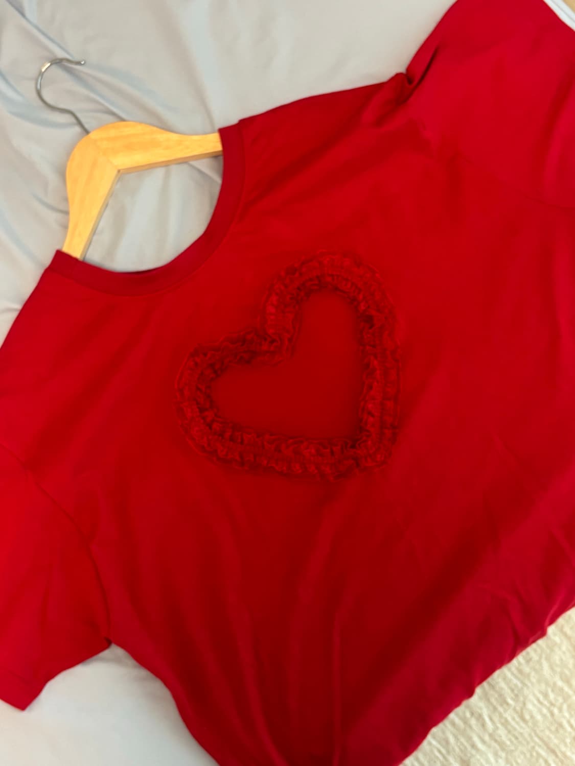 Dongeun lace heart T 동은 레이스 하트티 상품이미지4