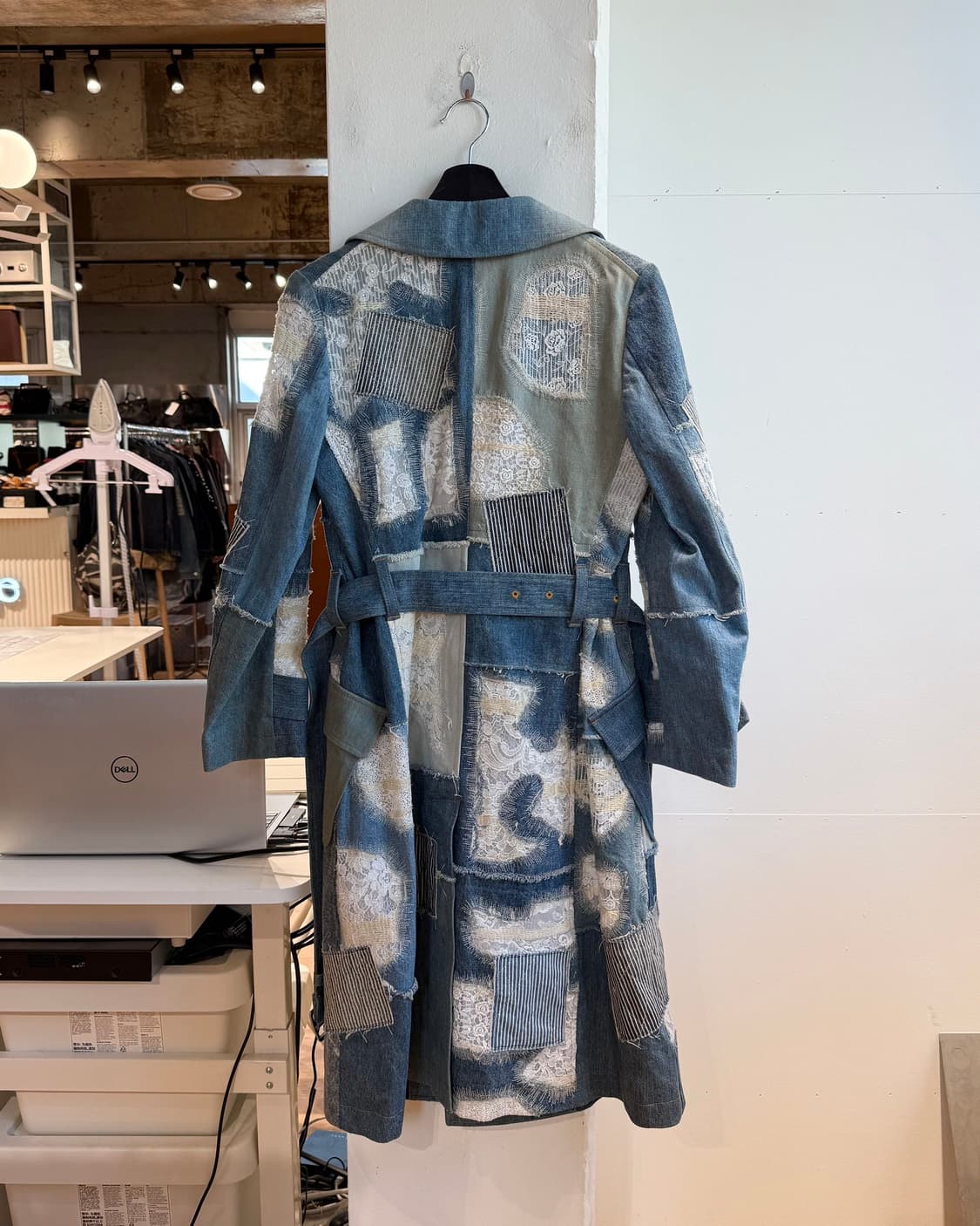 준야 와타나베 데님 패치워크 트렌치 코트  상품이미지7