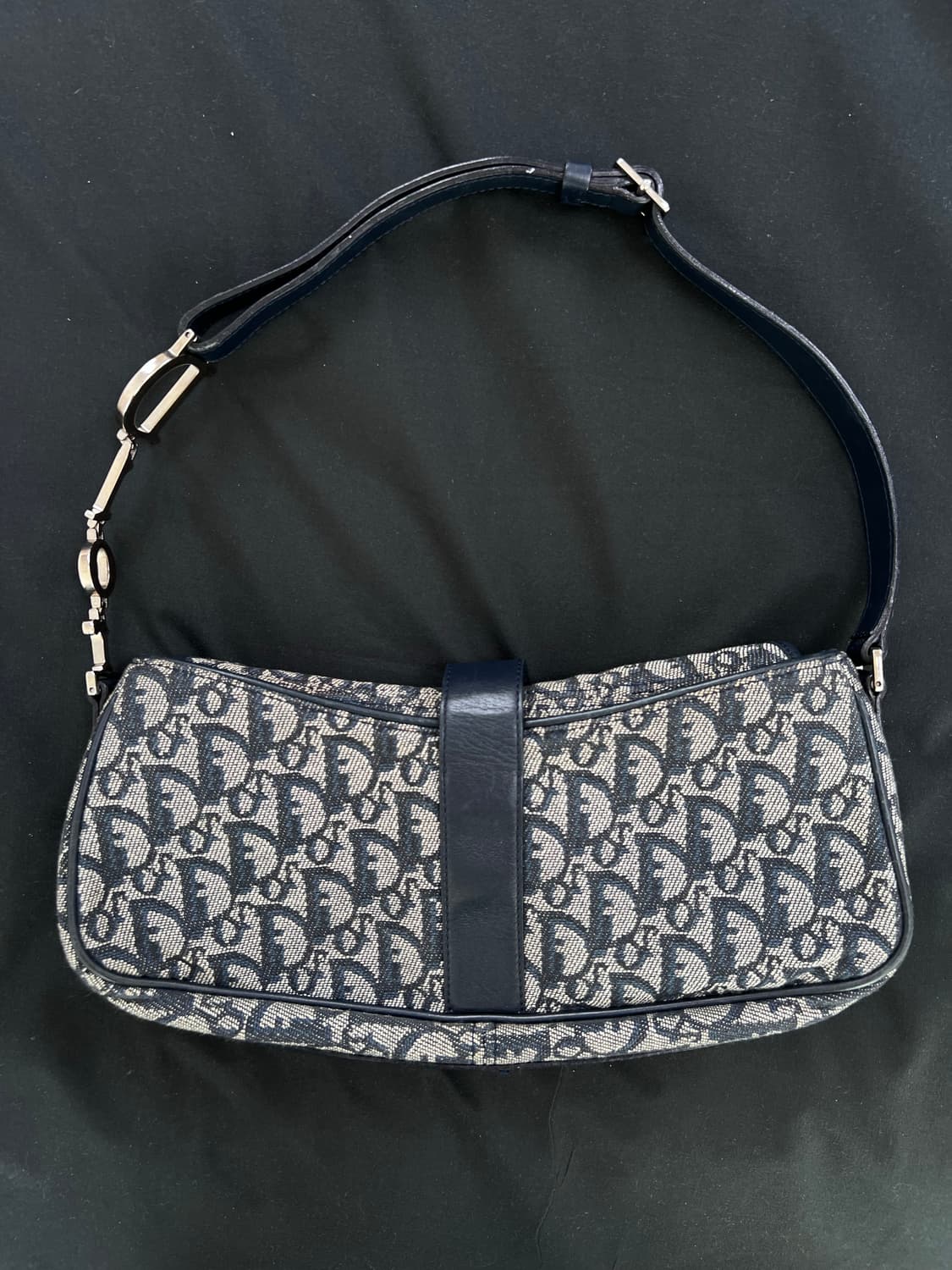 디올 오블리크 D참 바게트백 상품이미지4