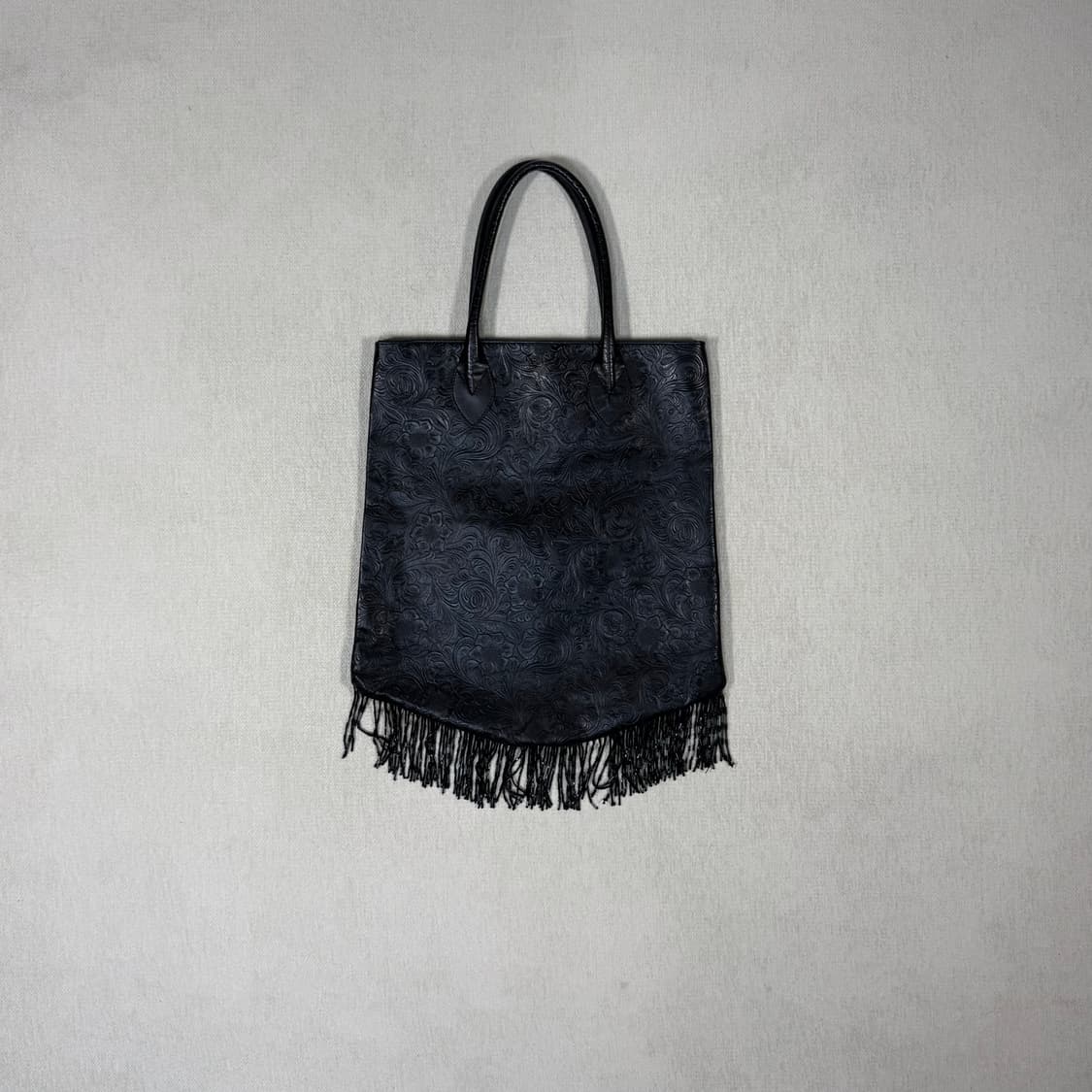 Beaded fringe Black Tote Bag 상품이미지1