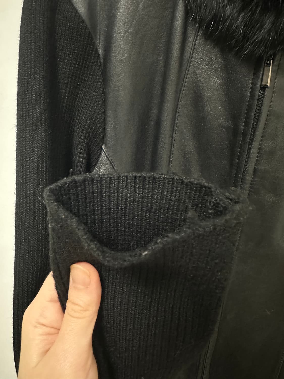 레더 배색 니트 자켓 상품이미지5