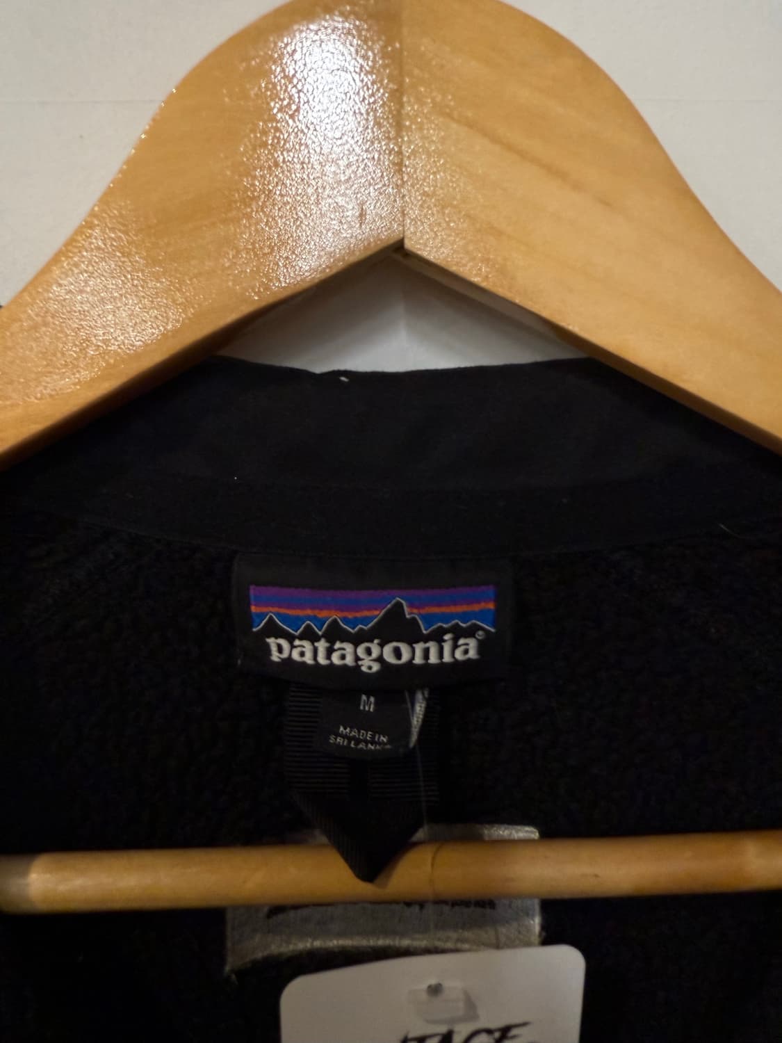 파타고니아 블랙 플리스 집업 상품이미지3