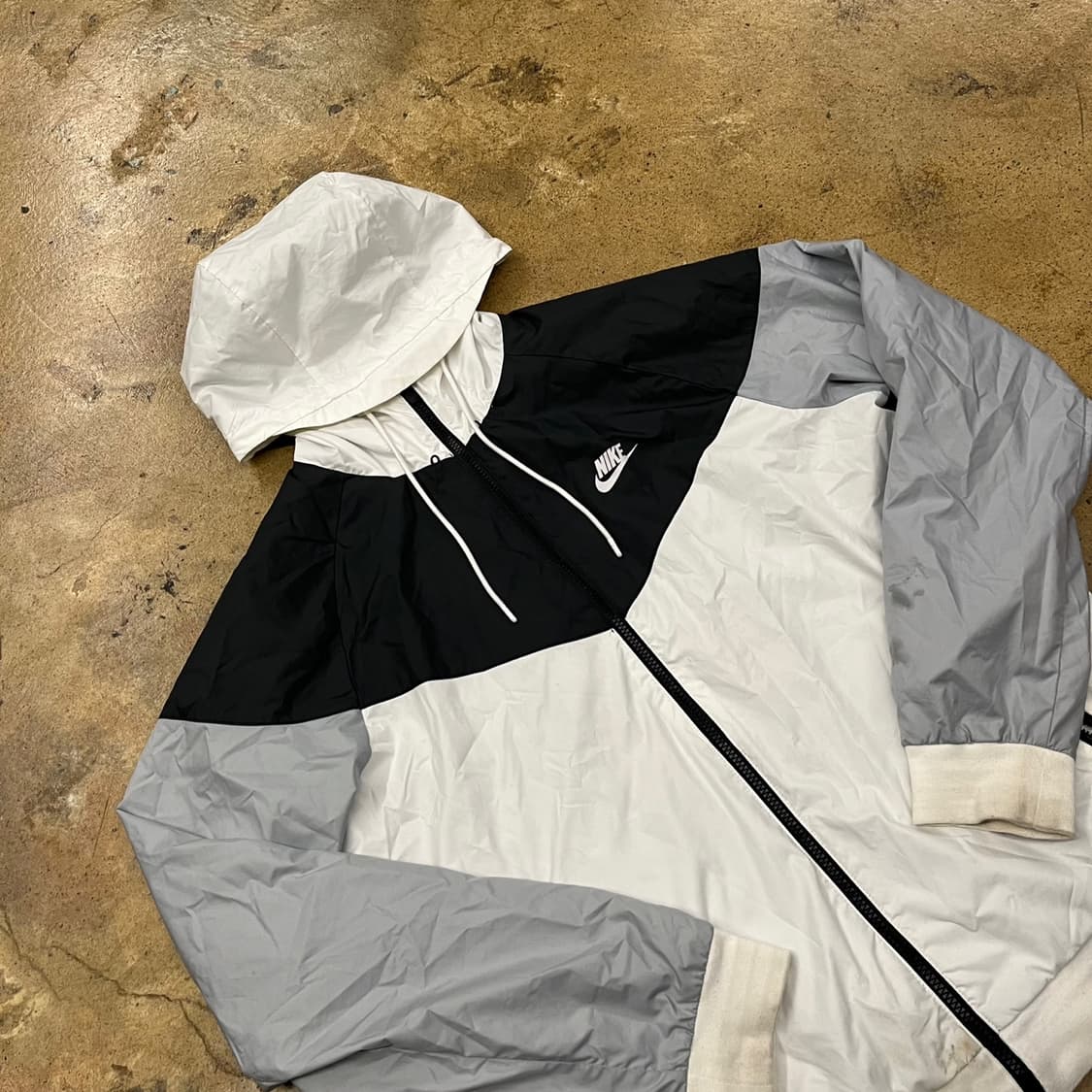 [정품/L] 나이키 바람막이 자켓 블랙 화이트 그레이 b10 상품이미지1