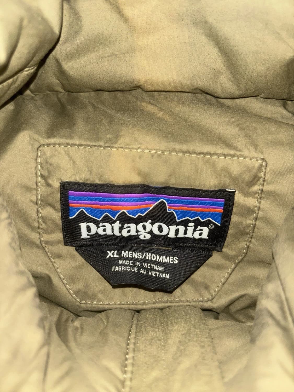 파타고니아 남성용 사일런트 후디 패딩 상품이미지2