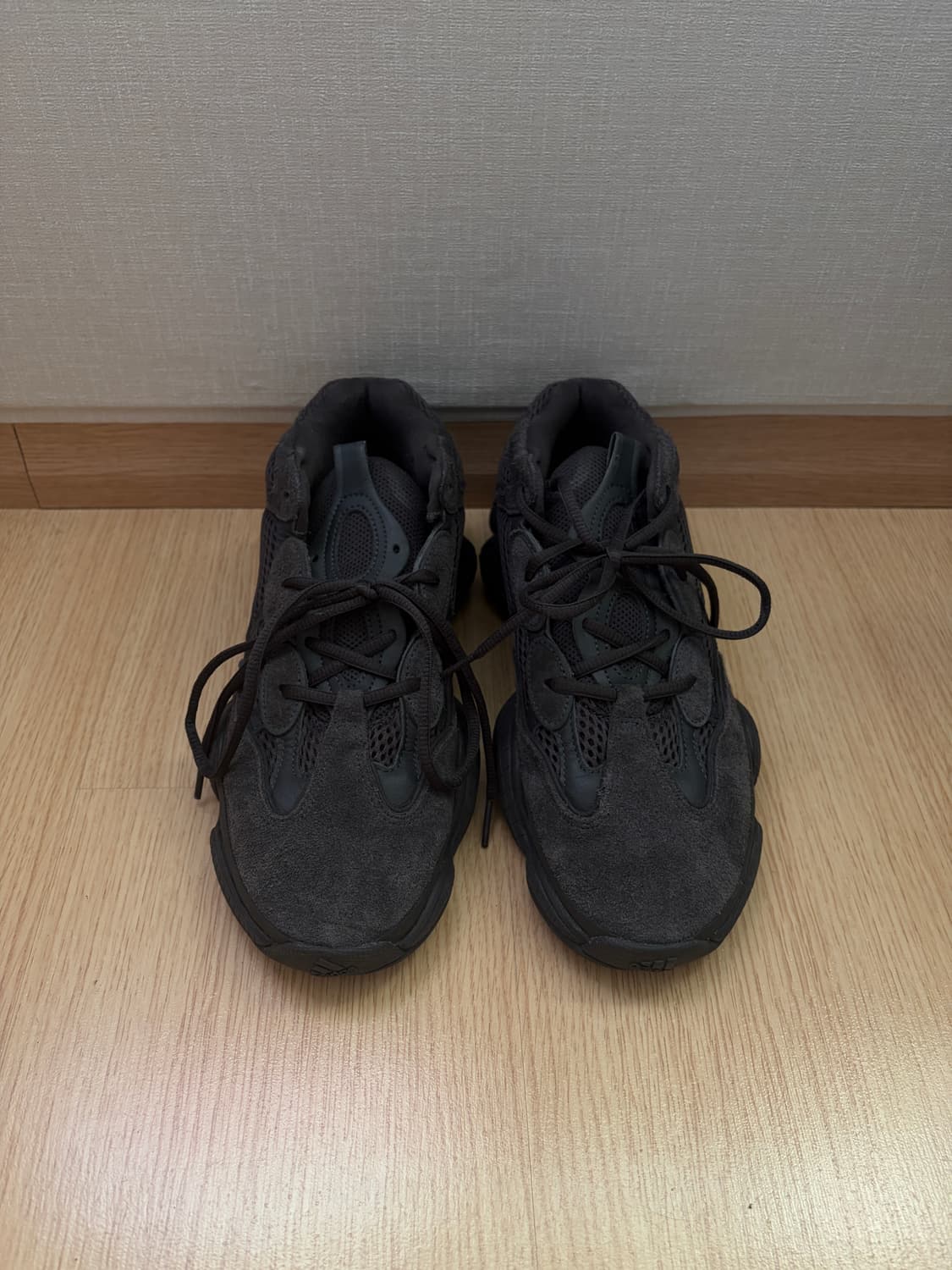 아디다스 이지부스트 500 유틸리티블랙 us9 상품이미지2