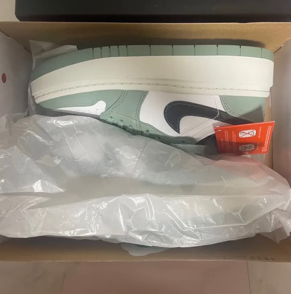 (새상품)나이키 우먼스 에어 조던 상품이미지2