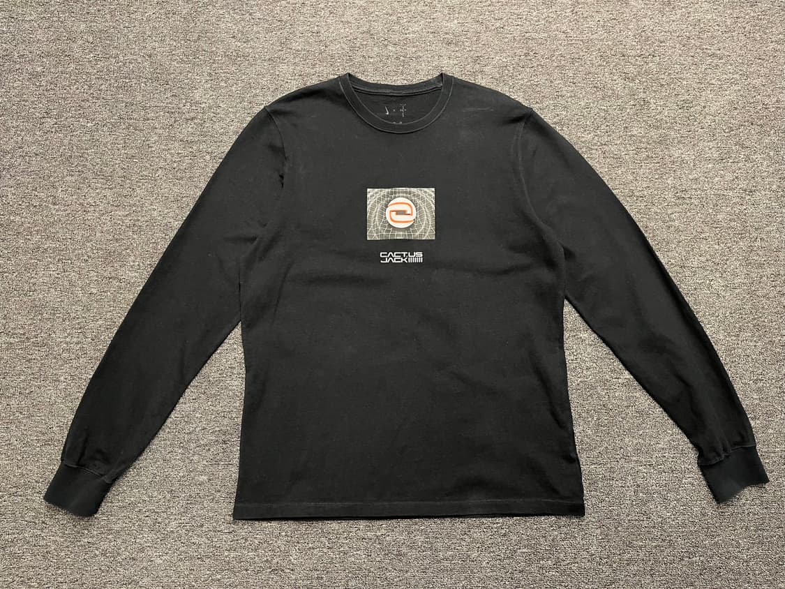 [100] 나이키 X CACTUS JACK 롱슬리브 XL  상품이미지1