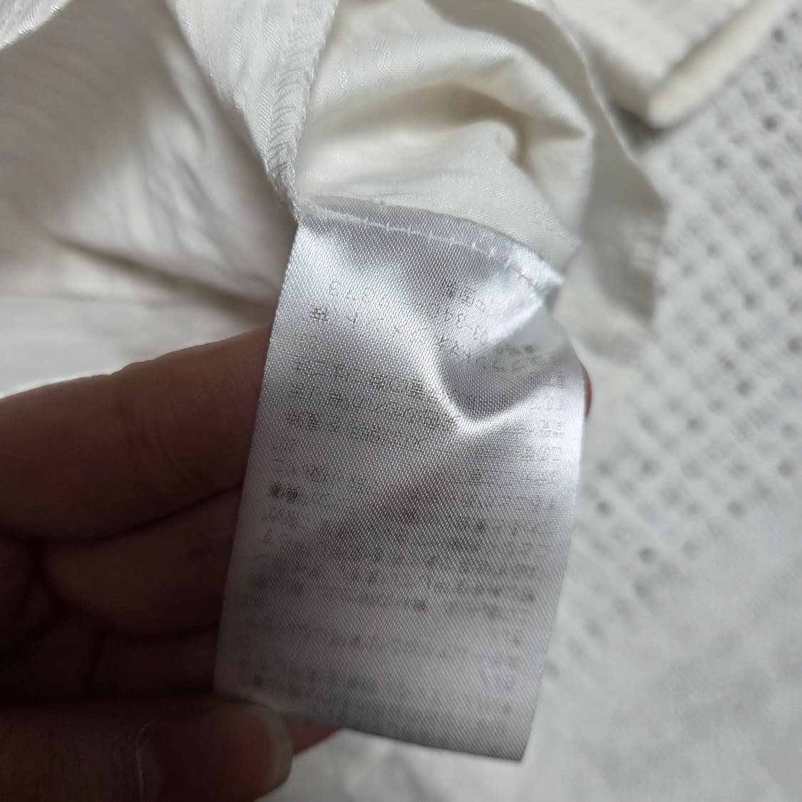 [Naracamic] 나라카미체 음각 프릴 오픈 블라우스 상품이미지5