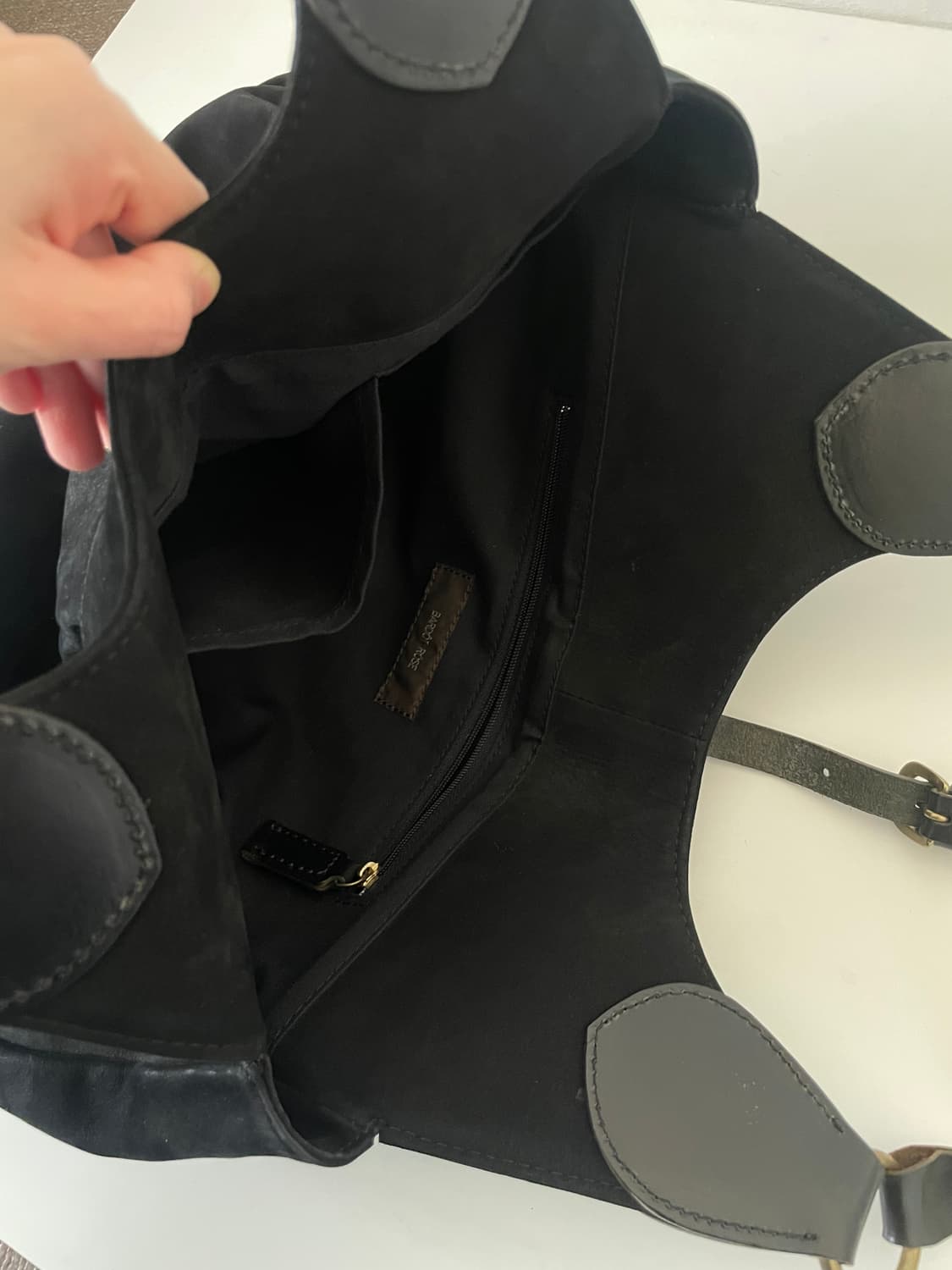 vintage black suede buckle hobo bag 상품이미지7