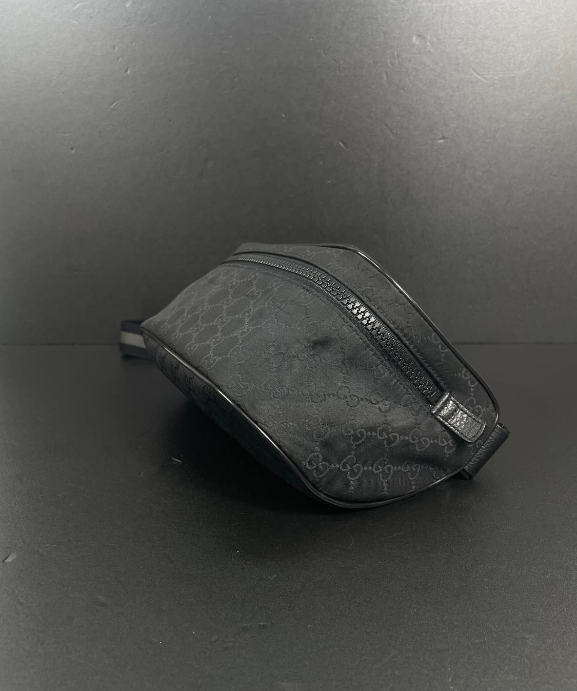 GUCCI 구찌 GG 패브릭 바이크 밸트백 한국 명품 감정원 정품인증 상품이미지4