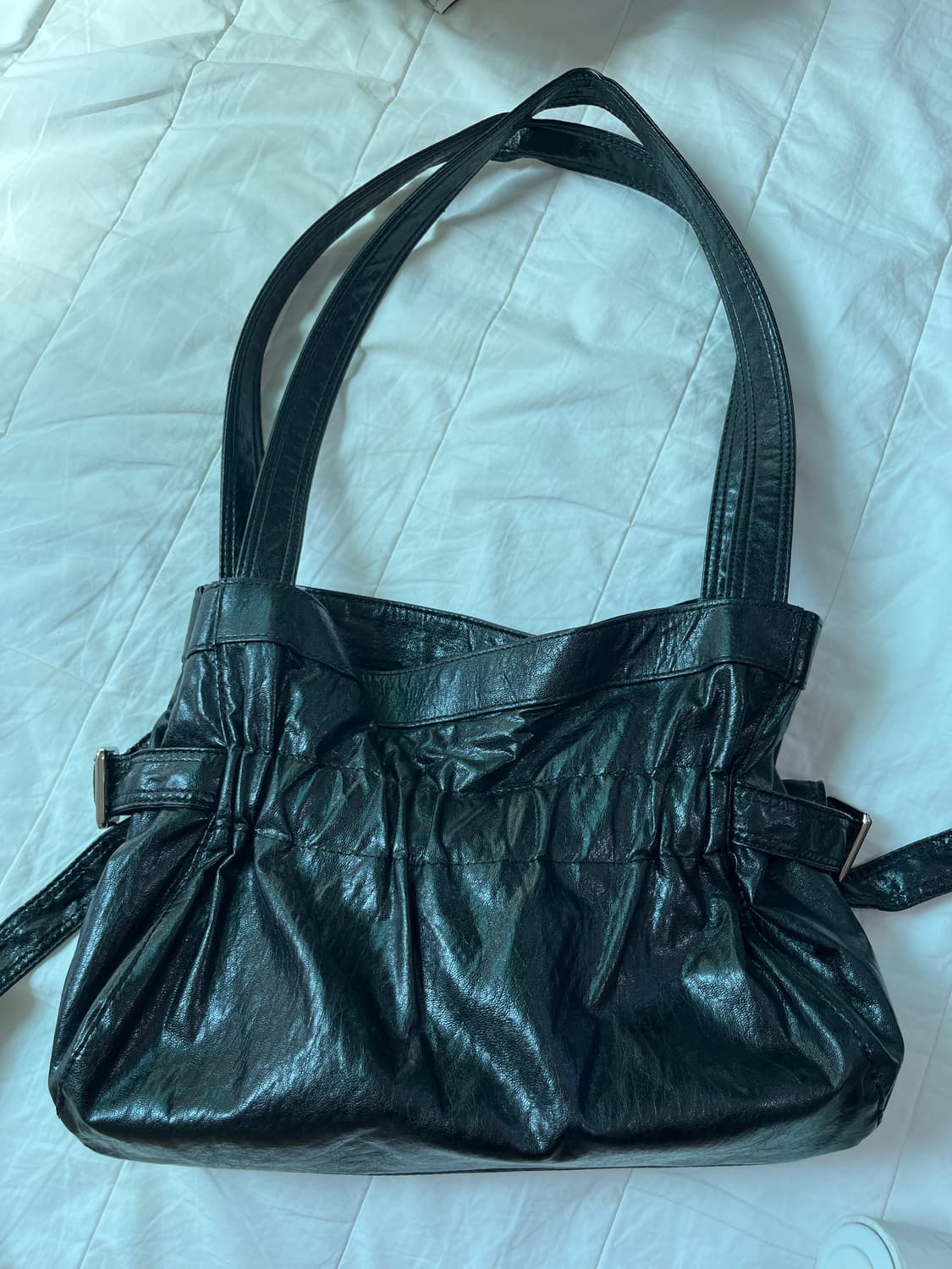 마뗑킴 FAUX LEATHER SEASHELL MINI BAG 상품이미지4