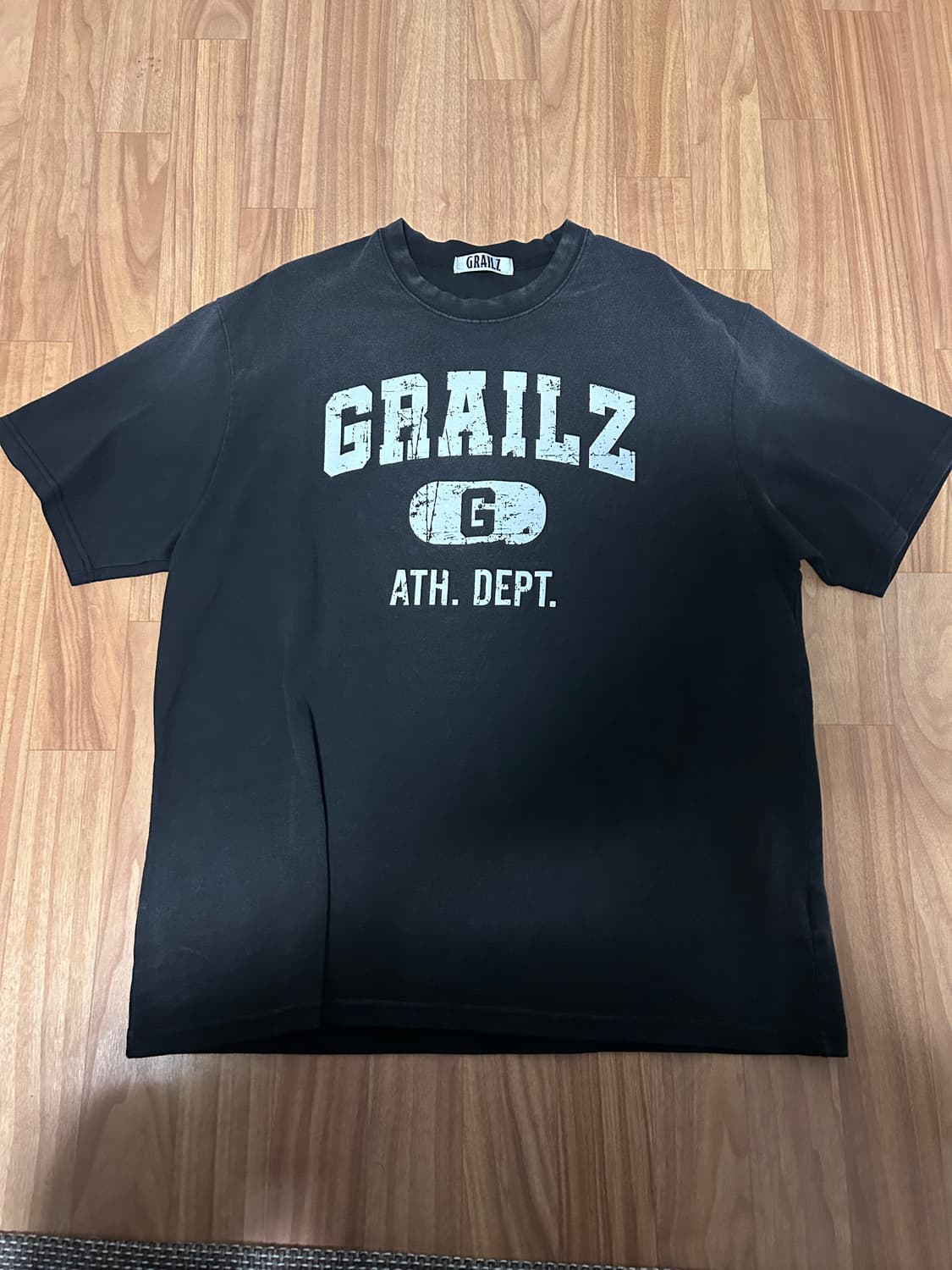 그레일즈 반팔 티셔츠 1사이즈 상품이미지1