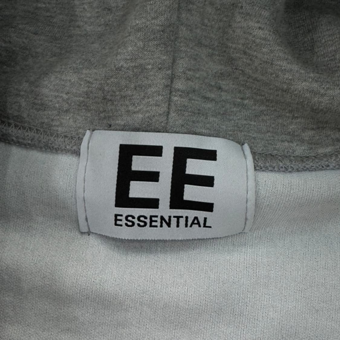FREE 원더플레이스 EE에센셜 후드티 새상품급 상품이미지3