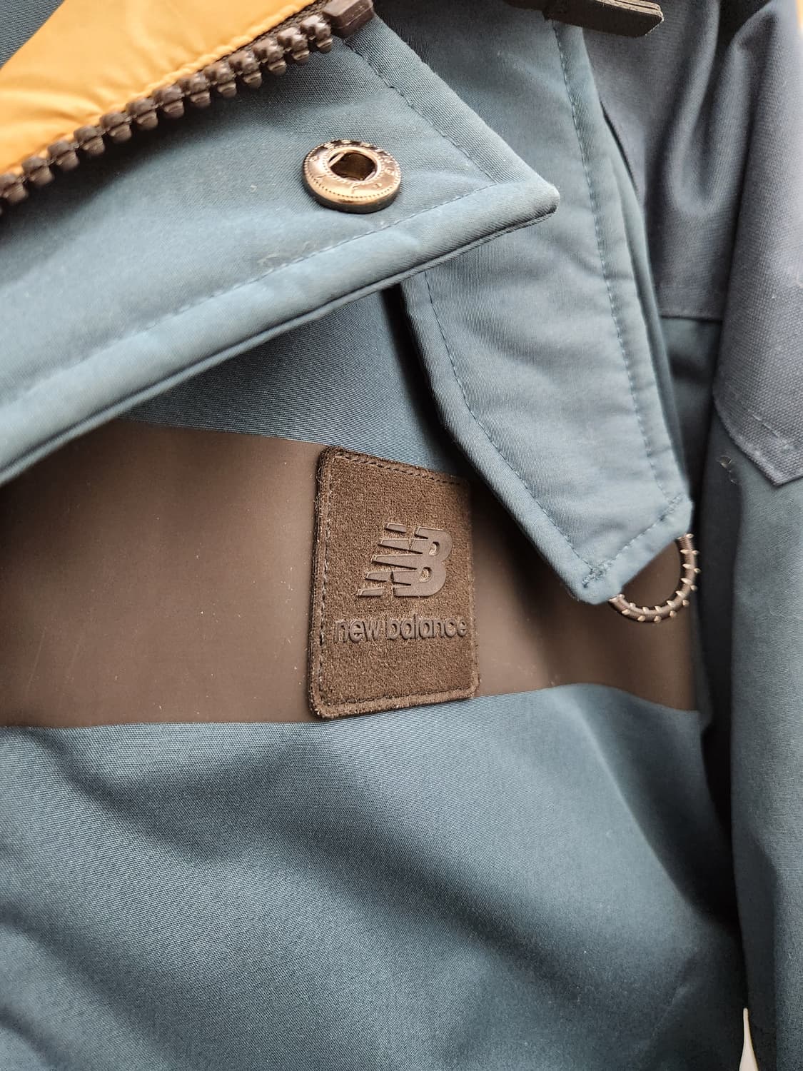 뉴발란스 카메라맨 상품이미지4