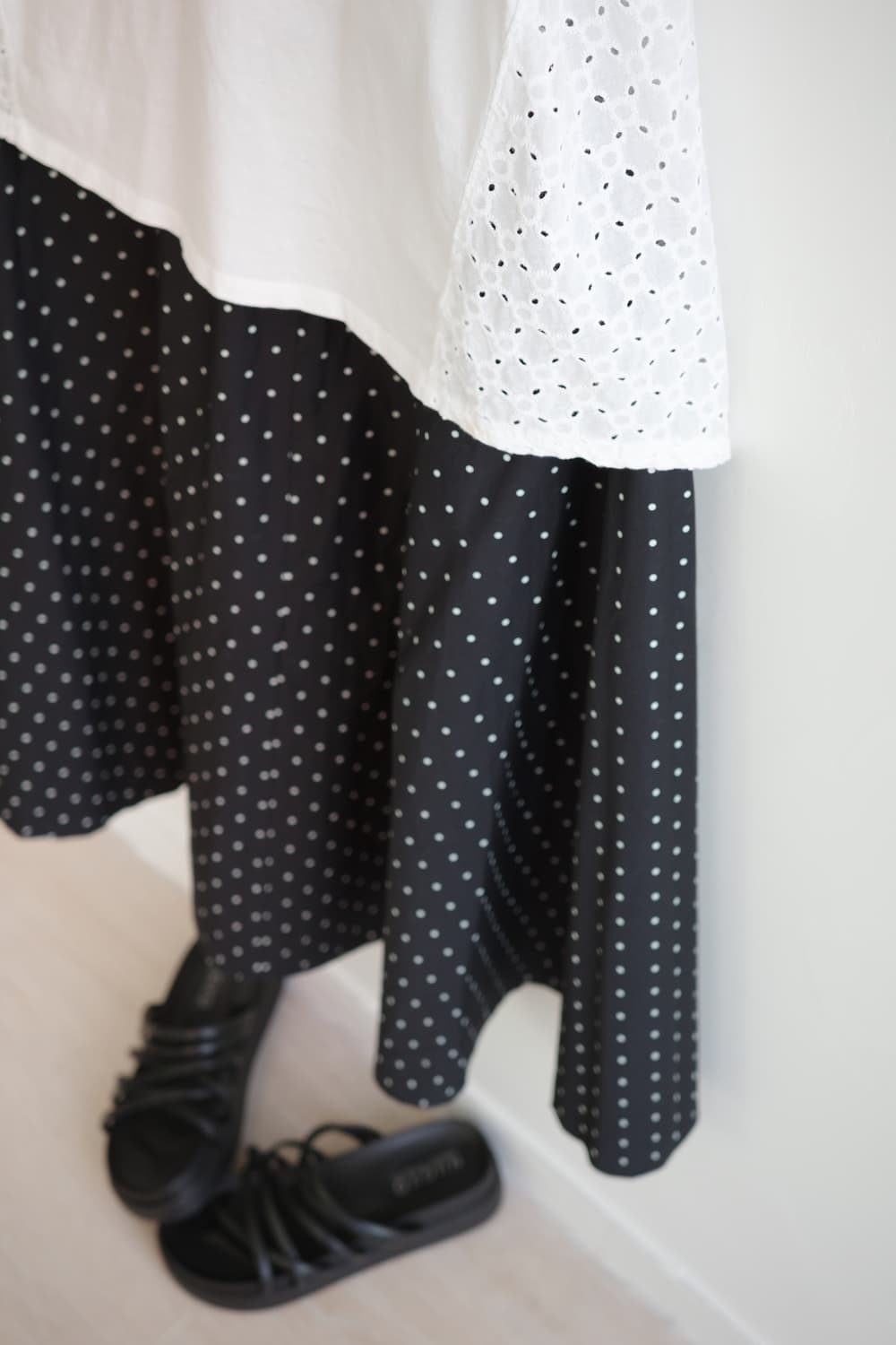 unique 
• 블랙 플리츠 도트 스커트 상품이미지7