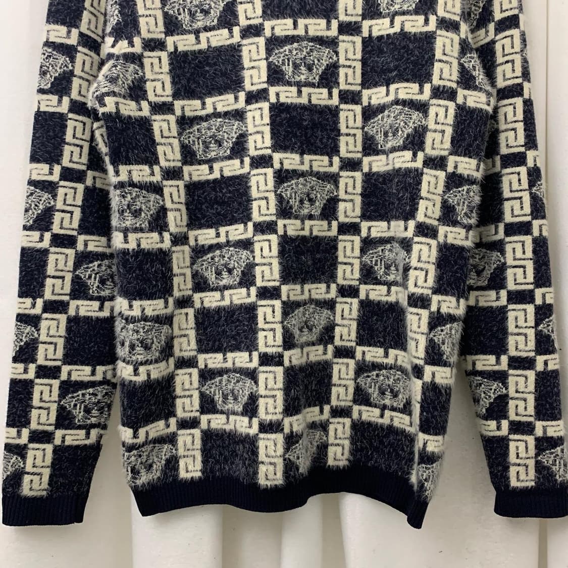 베르사체 멀티컬러 패턴 앙고라 니트 상품이미지3