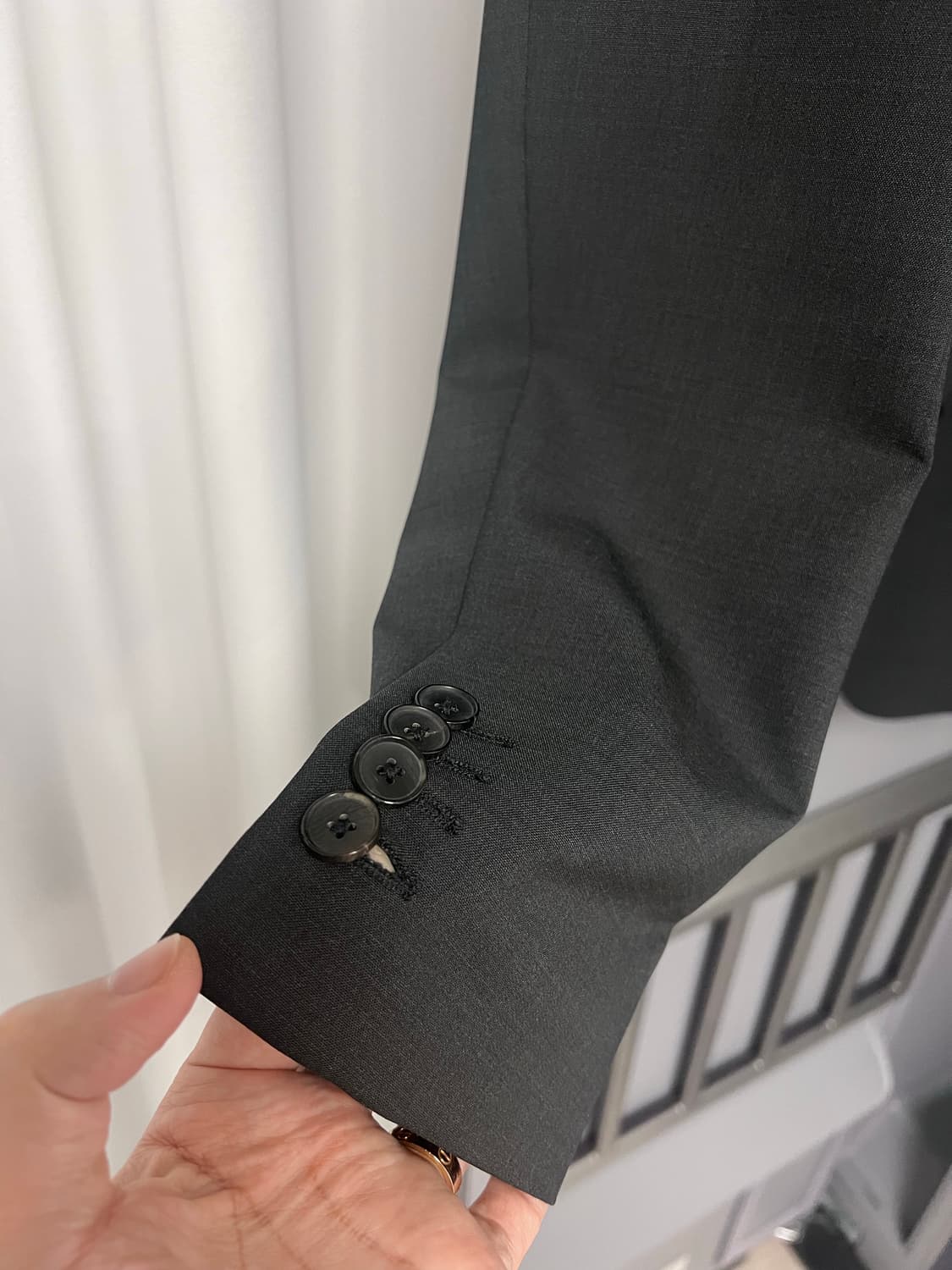 띠어리 뉴테일러 수트 셋업 정장 다크차콜 40 32 상품이미지5