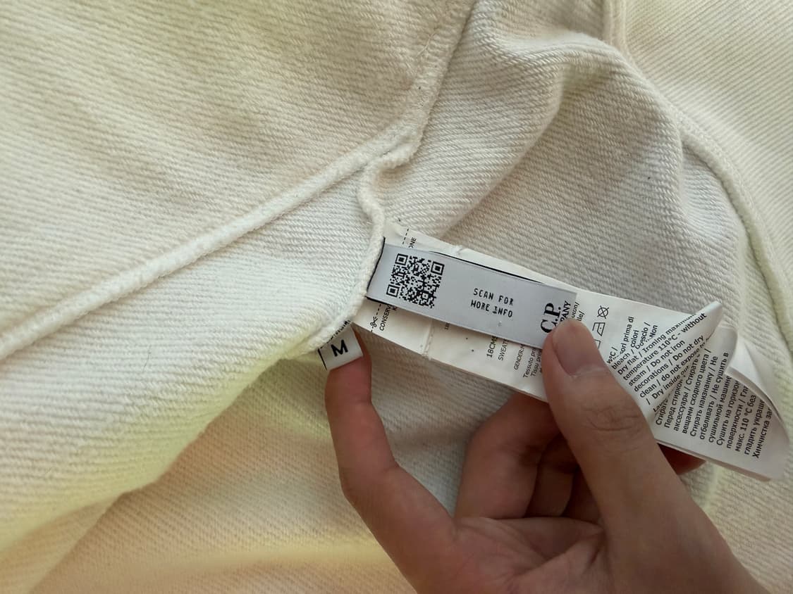 Cp company  렌즈 후드집업 화이트 상품이미지4