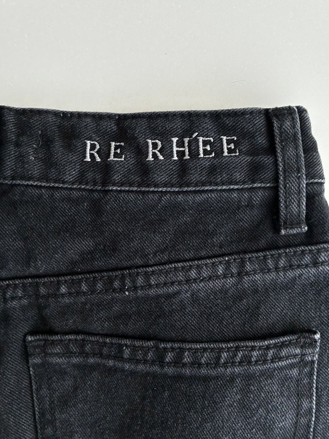 S) 새상품 리이 RE RHEE 세미부츠컷 데님 블랙 상품이미지3