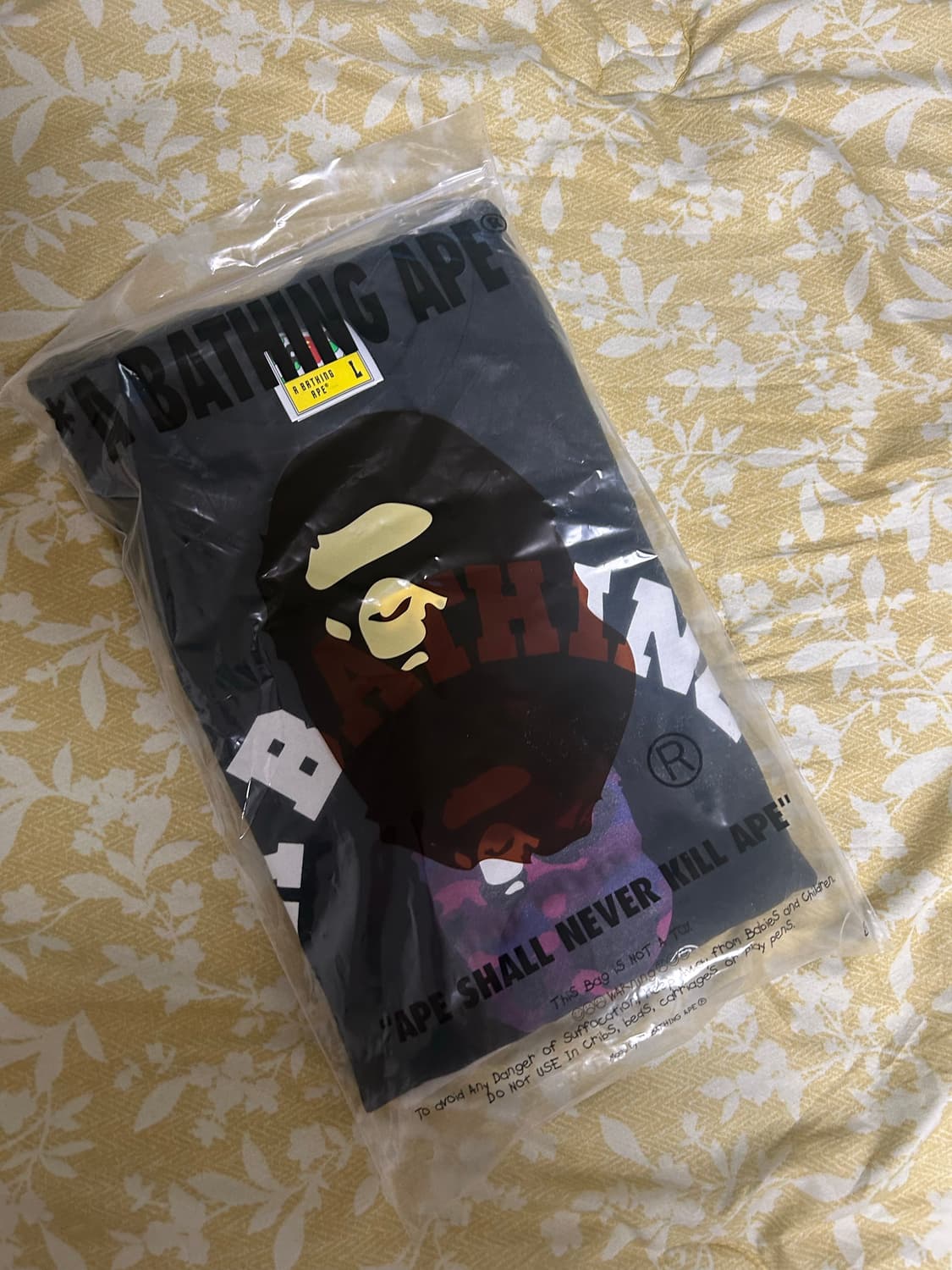 [L] 베이프 카모 컬리지 티셔츠 블랙 퍼플 상품이미지2