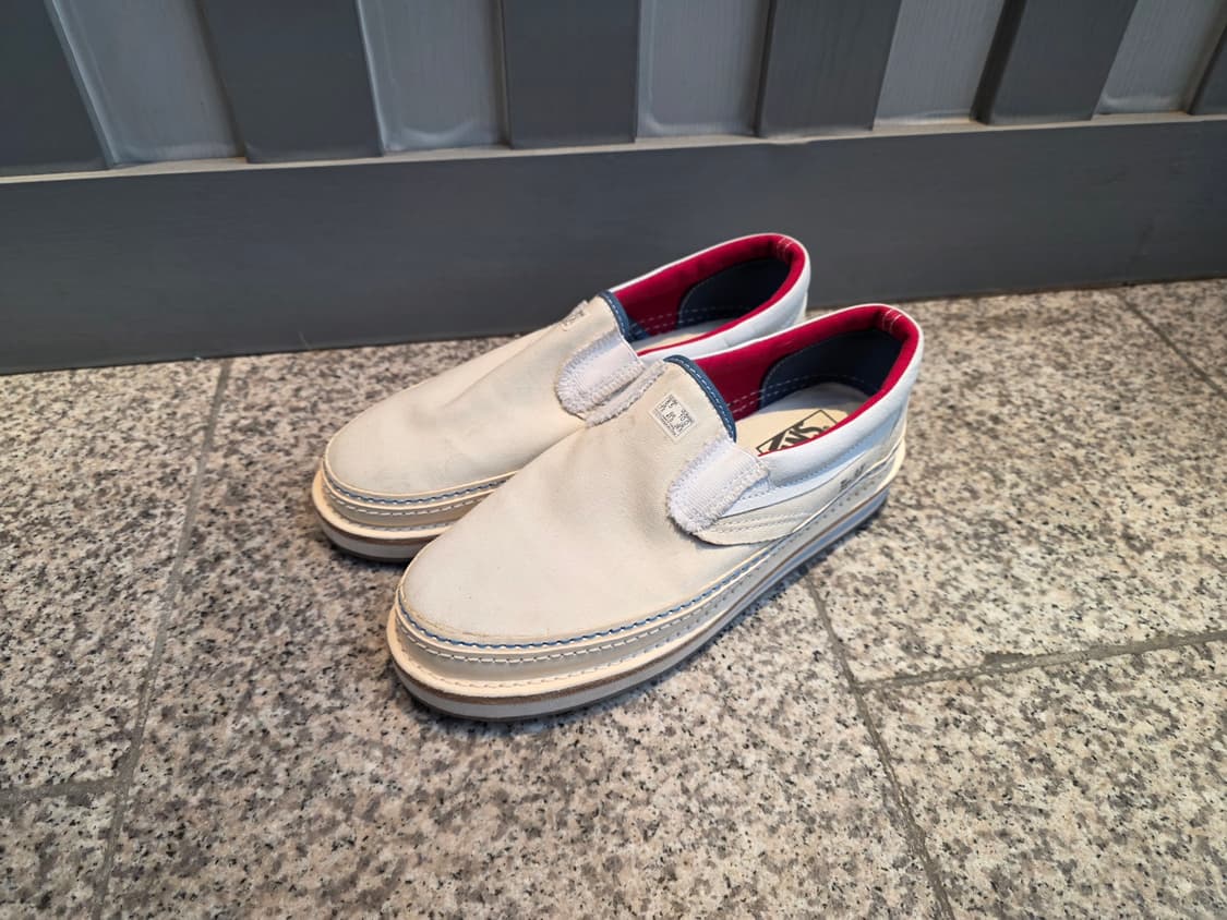 반스  아웃사이드 인 슬립온 스니커즈 상품이미지1