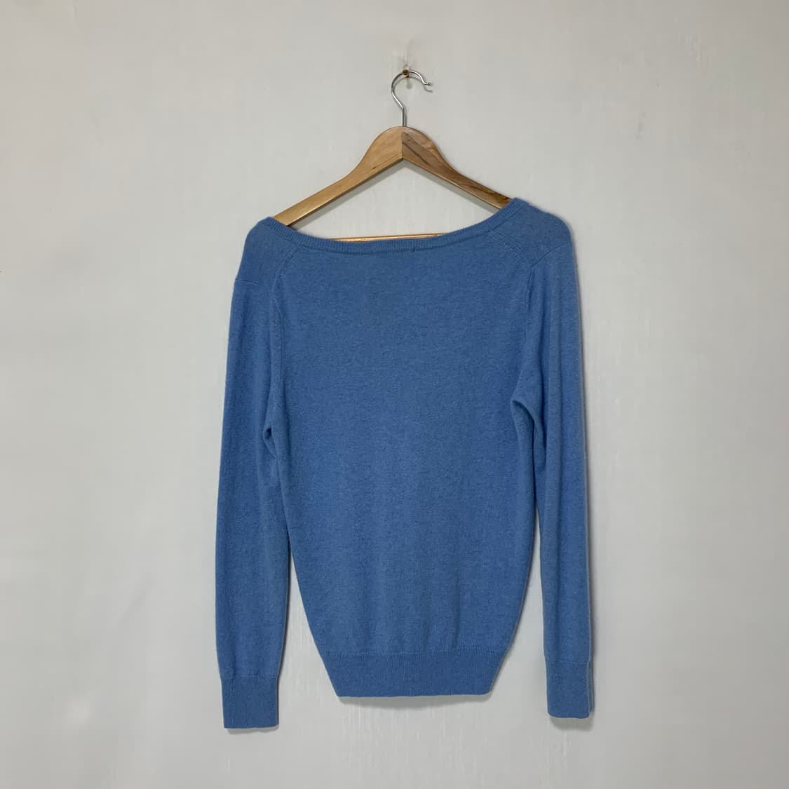 유니클로 브이넥 캐시미어 100% 빈티지 니트 소라 블루 L 상품이미지7