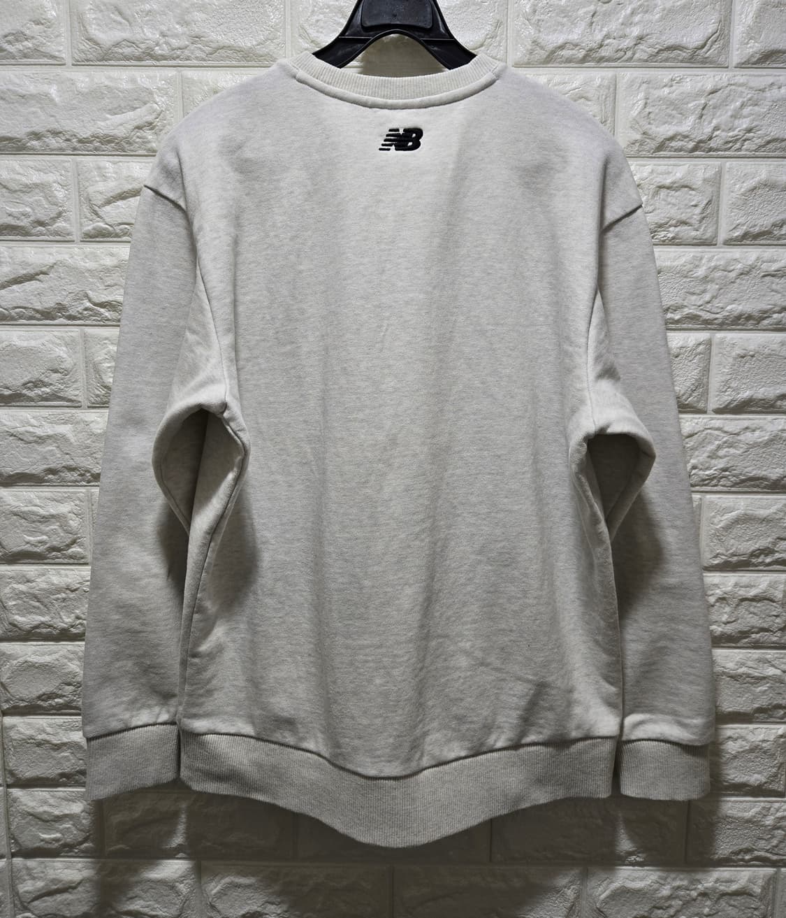 뉴발란스 UNI N로고 포토 맨투맨 90 상품이미지6